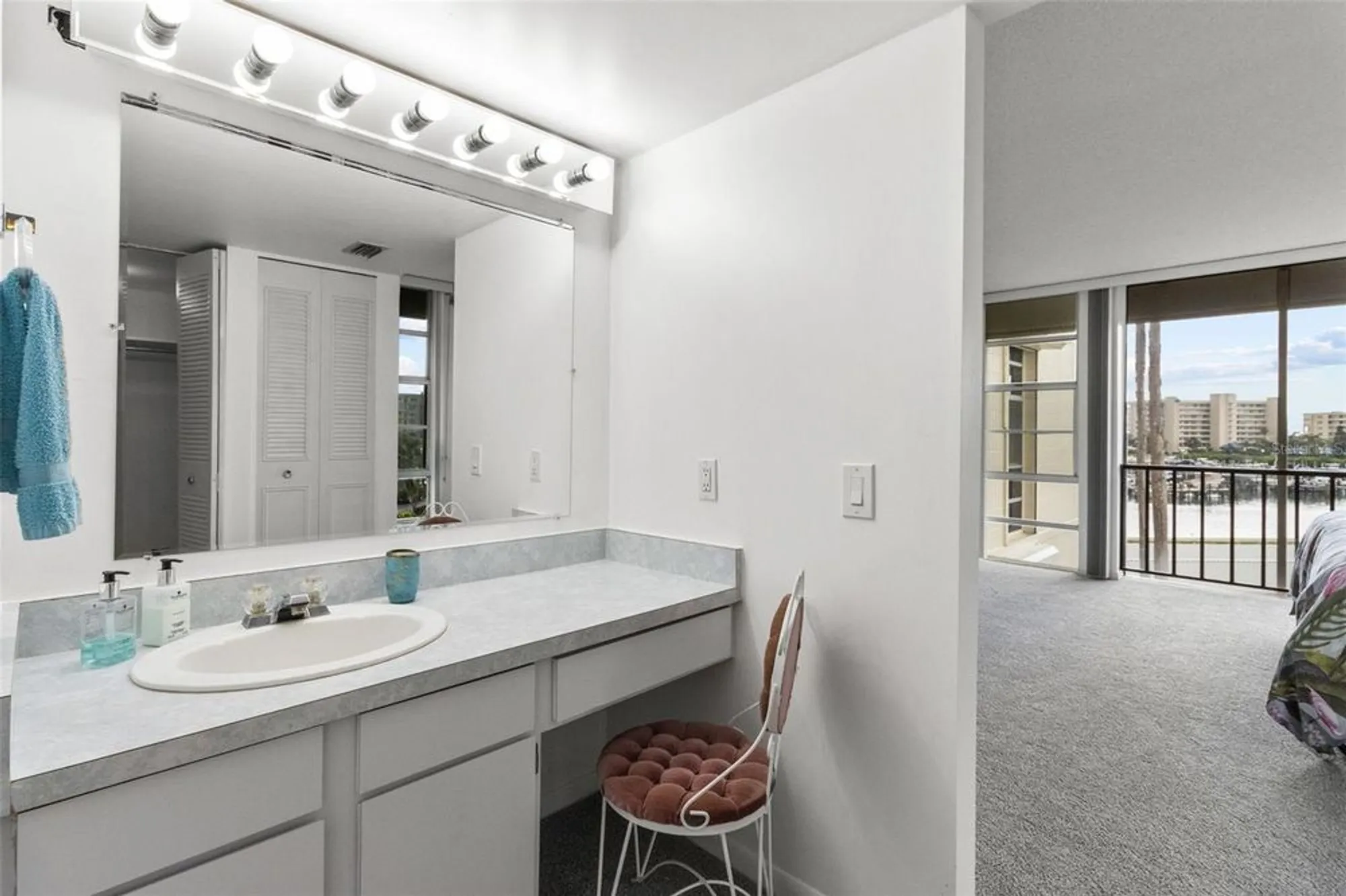 Property Slideshow image 37 of 58 | 7400 sun island dr 412, South Pasadena, FL, 33707