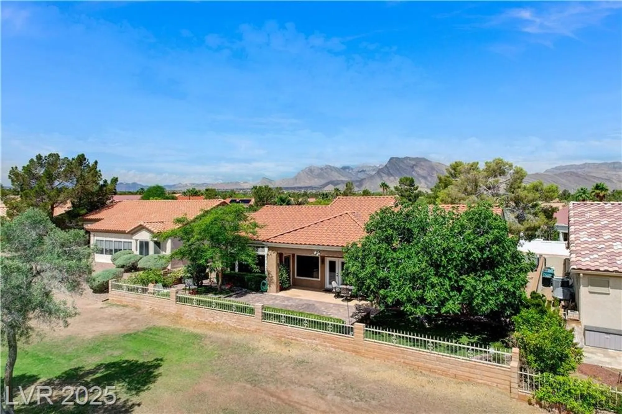 Property Slideshow image 55 of 80 | 2832 castle bar dr, Las Vegas, NV, 89134