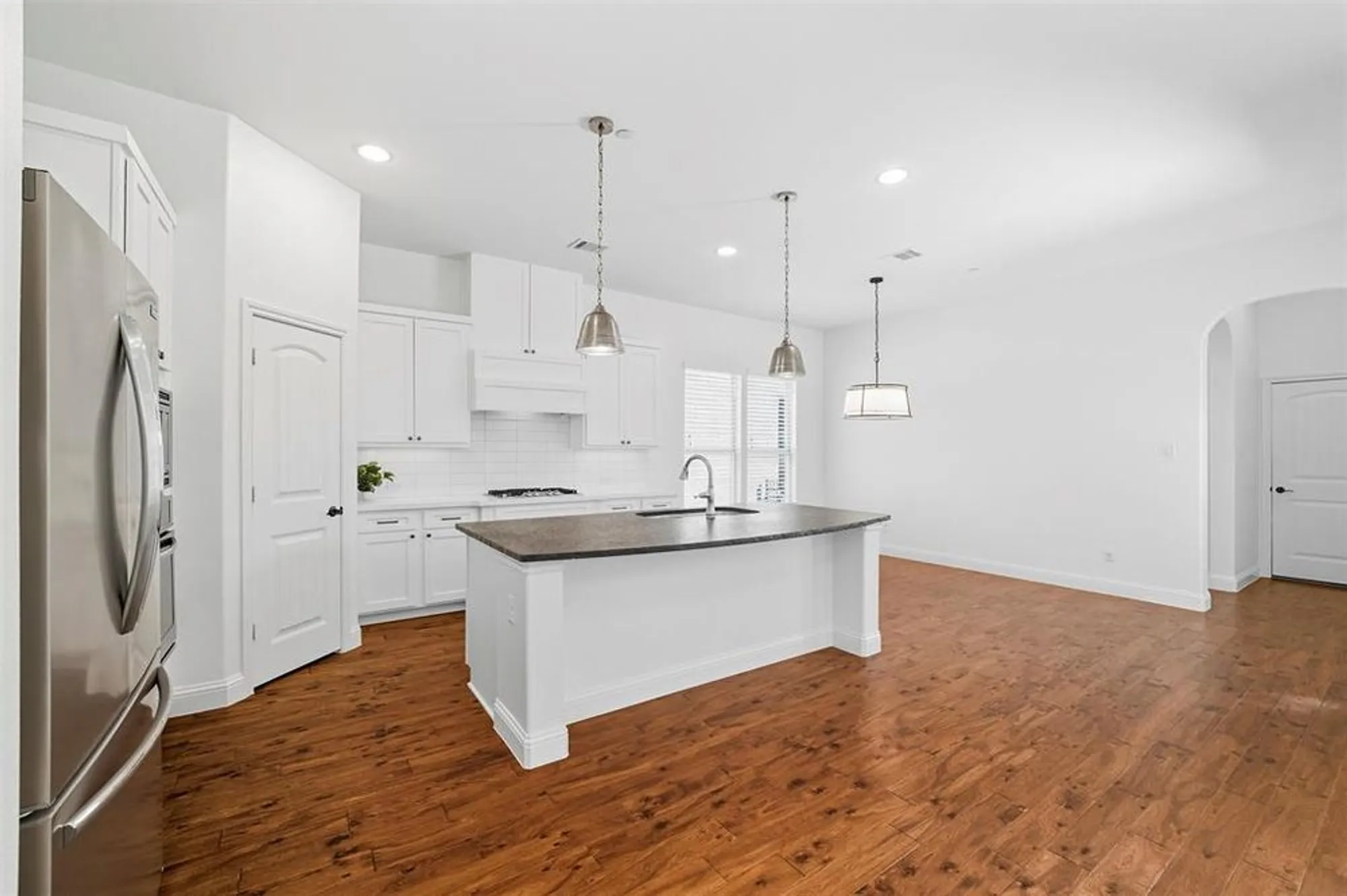 Property Slideshow image 16 of 35 | 8617 grassland dr, Mckinney, TX, 75070