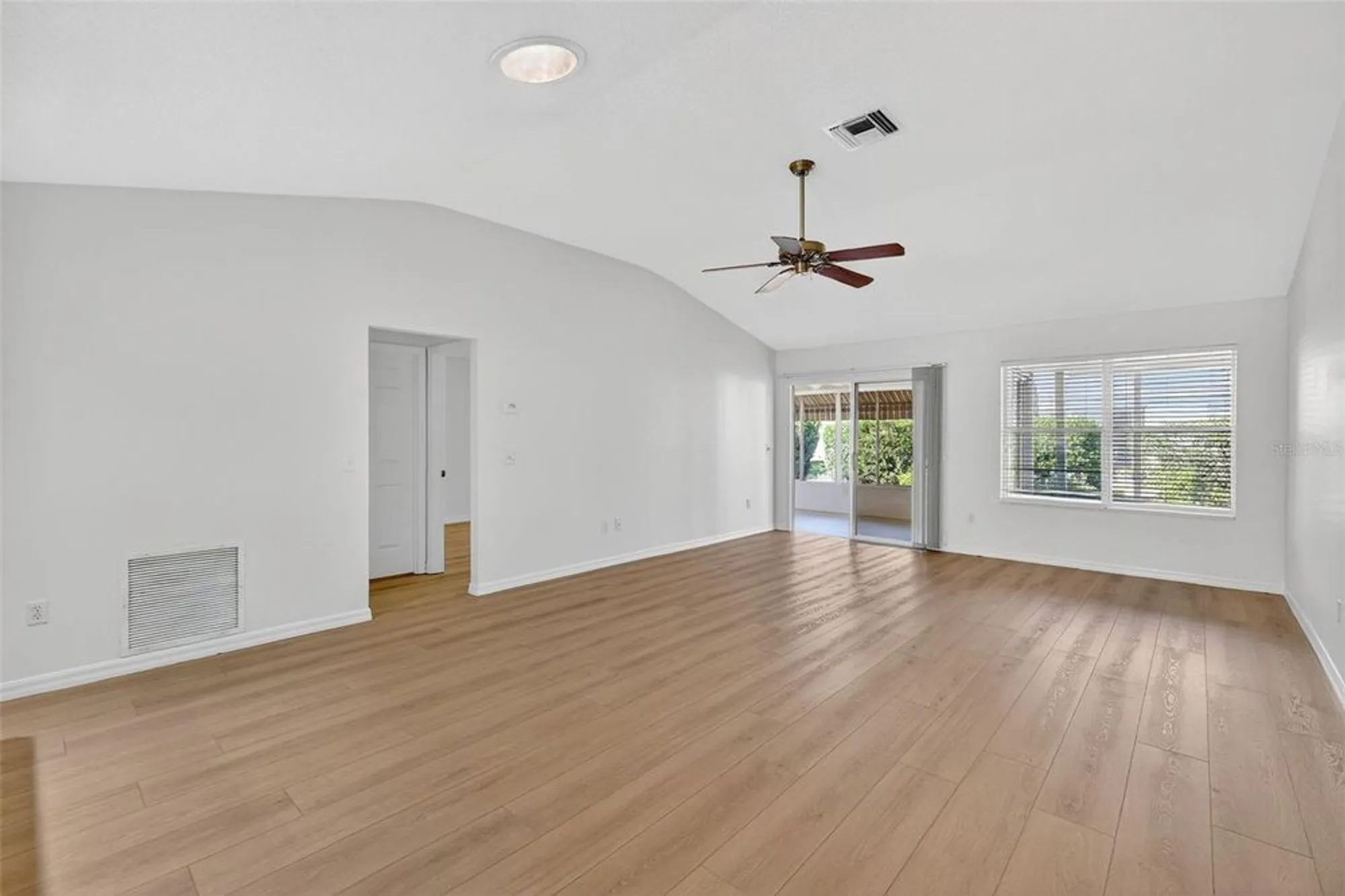 Property Slideshow image 4 of 20 | 2117 zaragoza pl, The Villages, FL, 32159