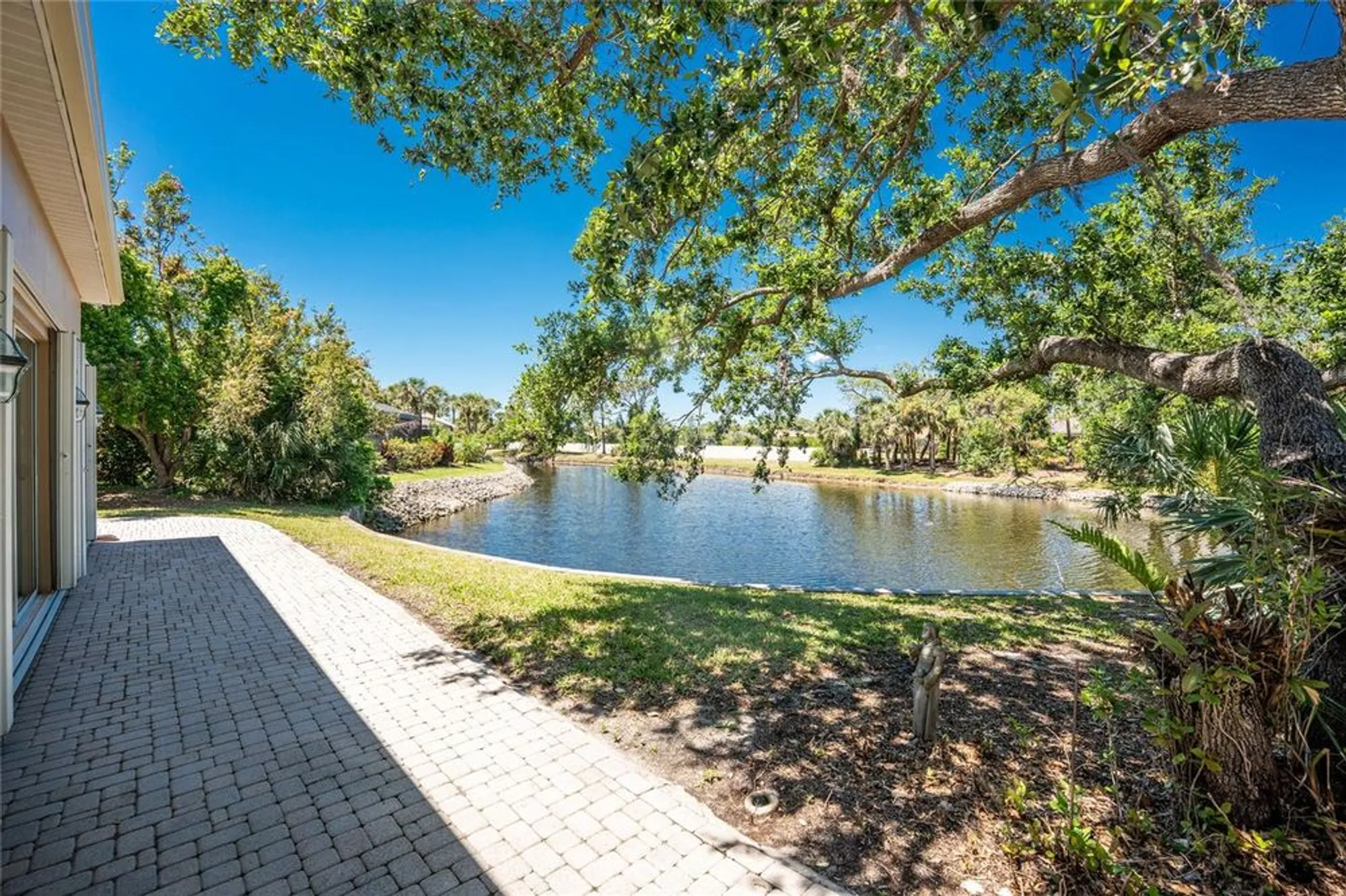 Property Slideshow image 76 of 98 | 26 saint croix way, Englewood, FL, 34223