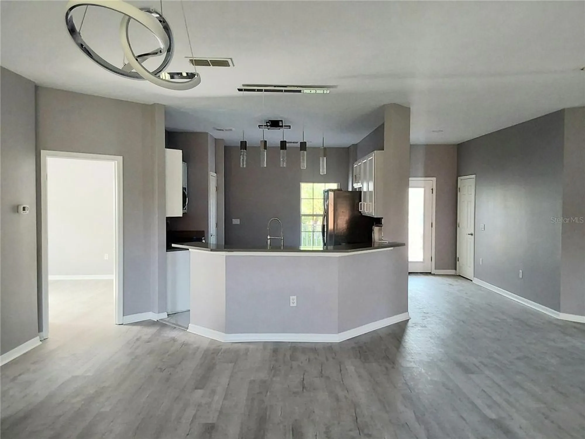 Property Slideshow image 9 of 25 | 130 prima dr, Kissimmee, FL, 34759