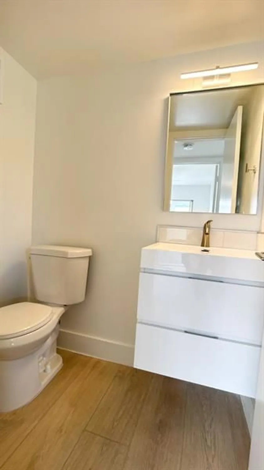 Property Slideshow image 14 of 43 | 109 harwood j # 109, Deerfield Beach, FL, 33442