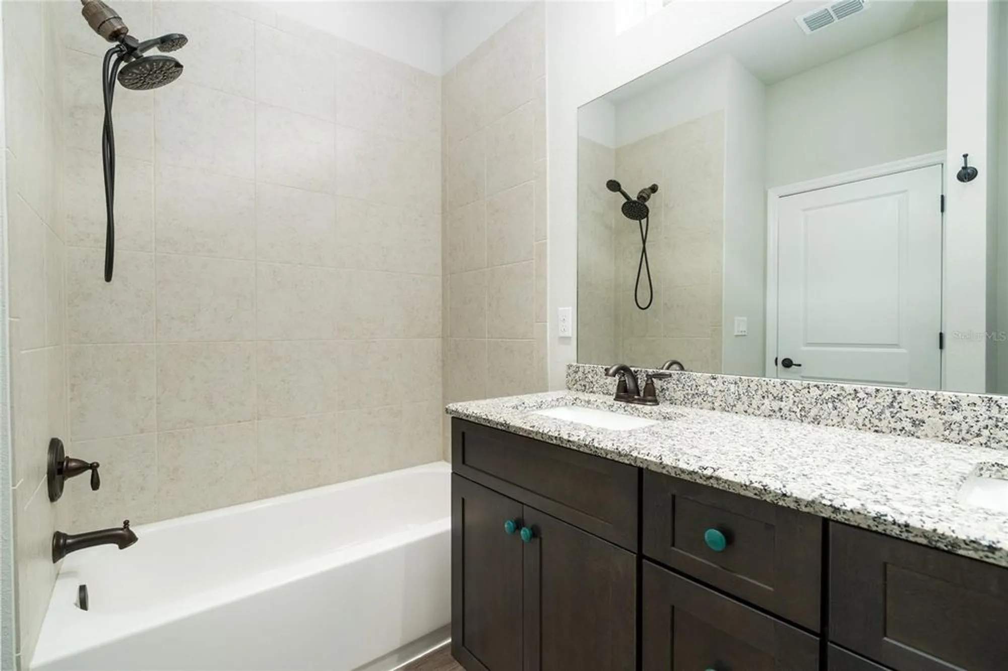 Property Slideshow image 31 of 66 | 3020 king palm dr, New Smyrna Beach, FL, 32168