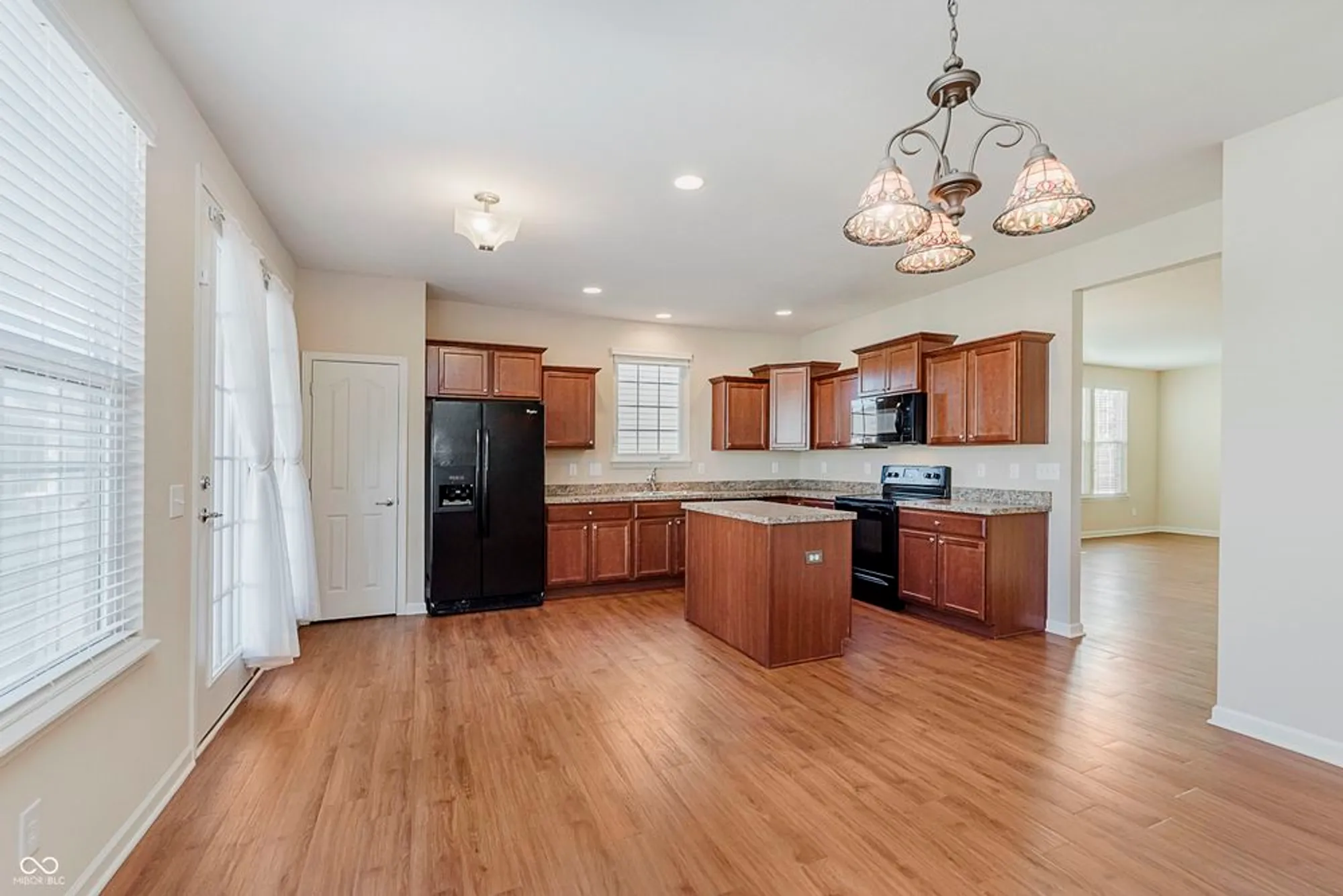 Property Slideshow image 10 of 42 | 16022 lambrusco way, Fishers, IN, 46037