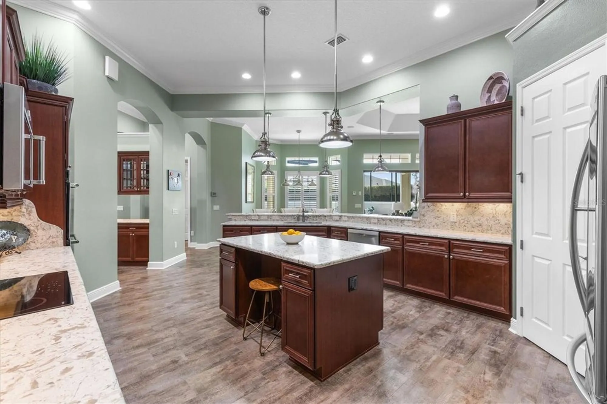 Property Slideshow image 27 of 79 | 842 oakwood st, The Villages, FL, 32163