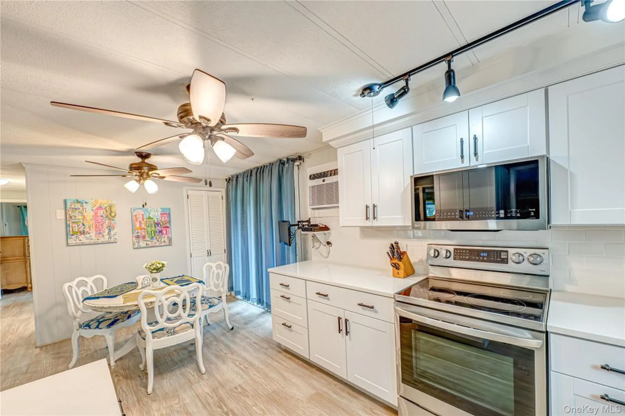 Property Slideshow image 7 of 19 | 21 limetree dr, Manorville, NY, 11949