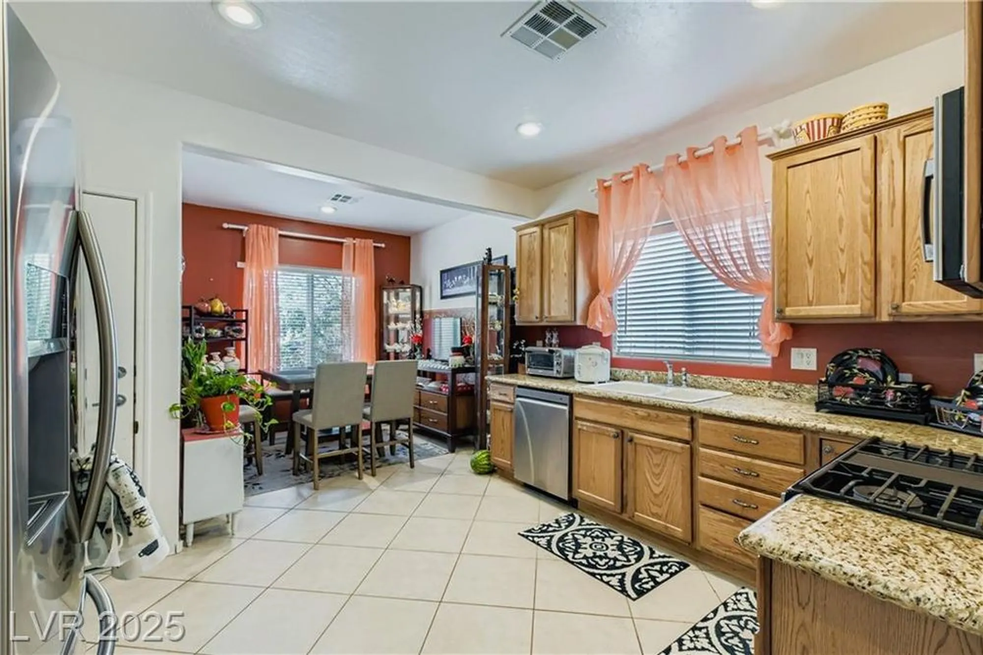 Property Slideshow image 5 of 10 | 2508 mourning warbler ave, North Las Vegas, NV, 89084
