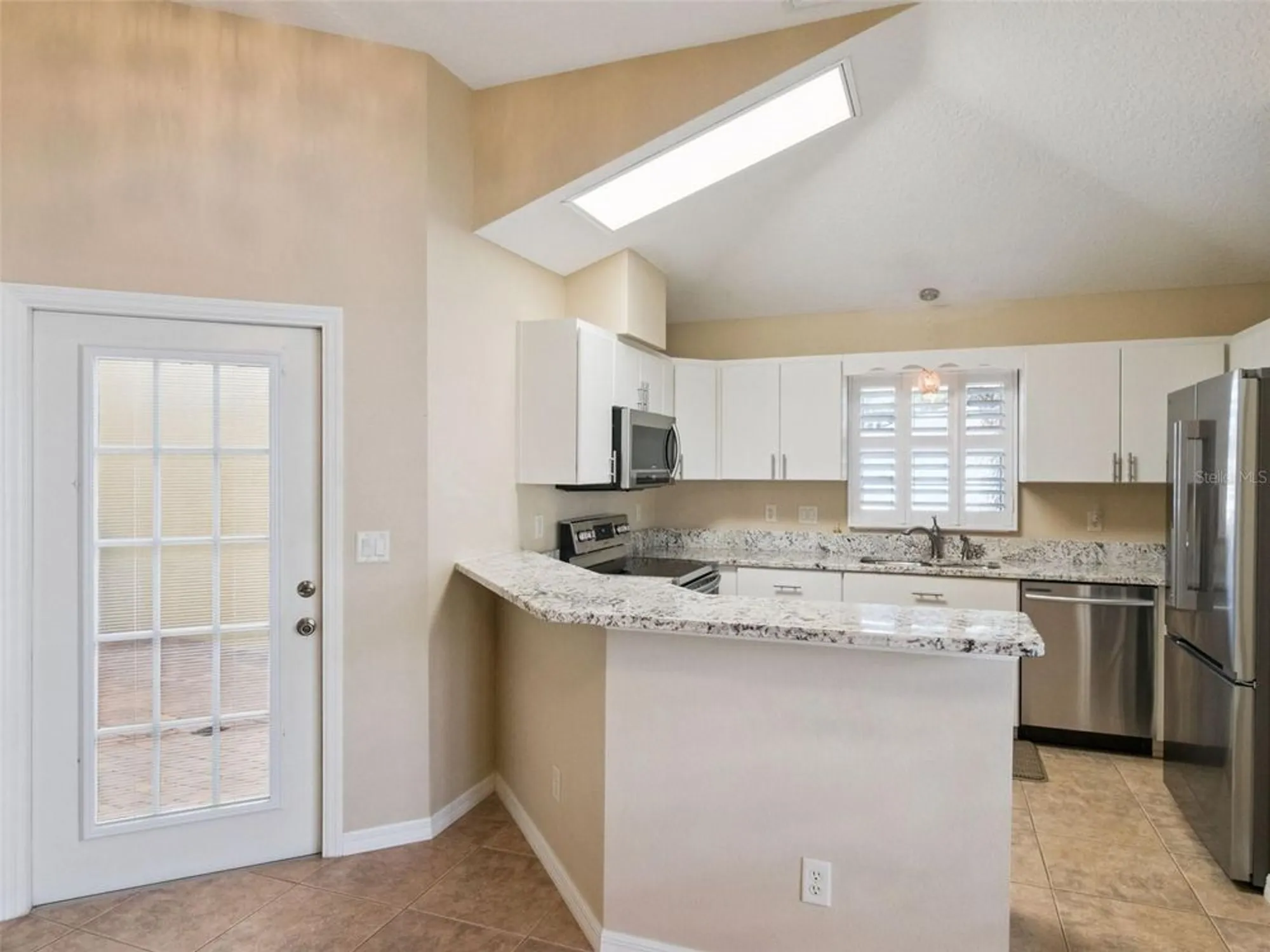 Property Slideshow image 11 of 59 | 20642 prince ranier pl, Leesburg, FL, 34748