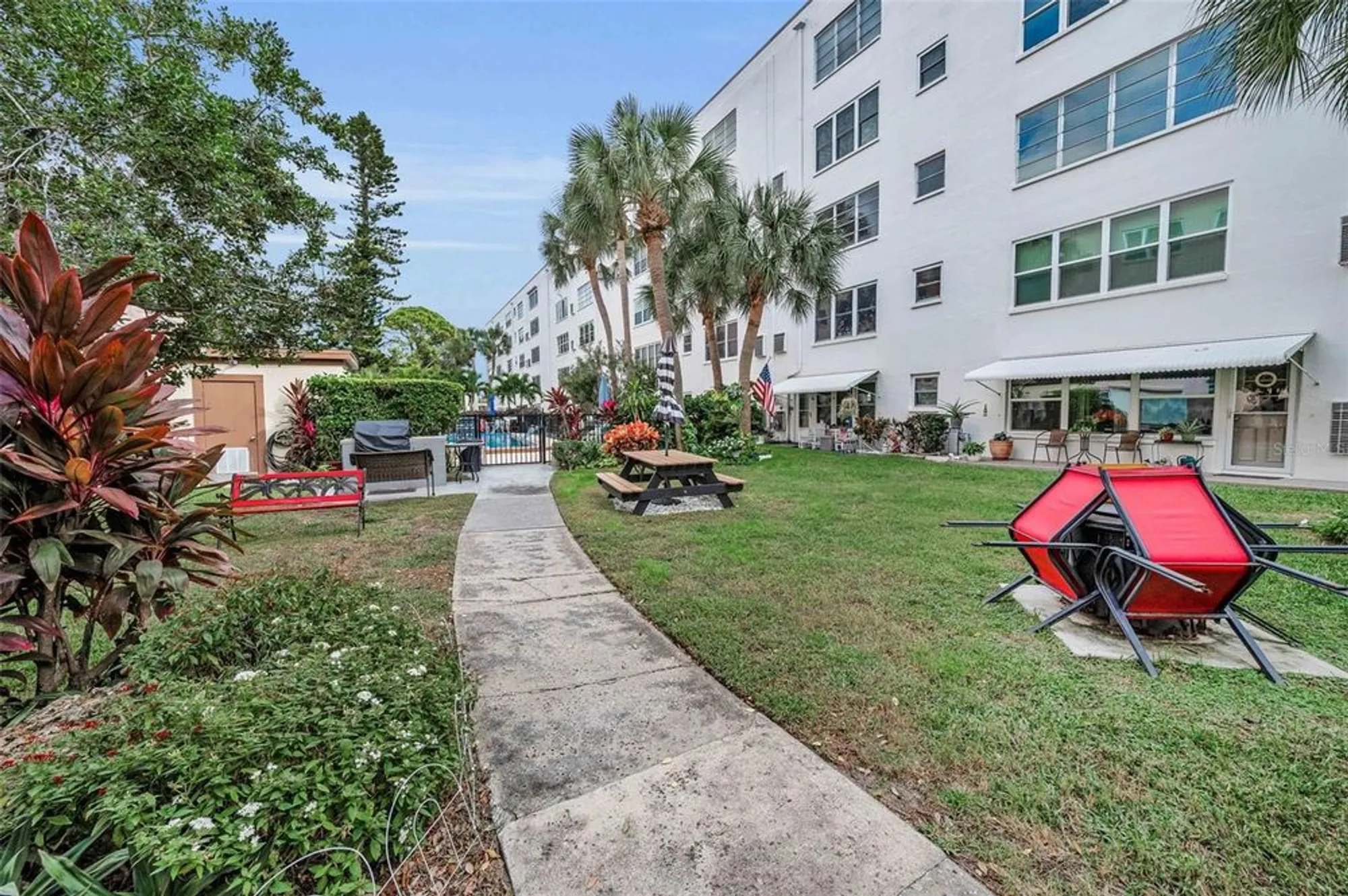 Property Slideshow image 45 of 84 | 5501 80th st n unit 405, St Petersburg, FL, 33709