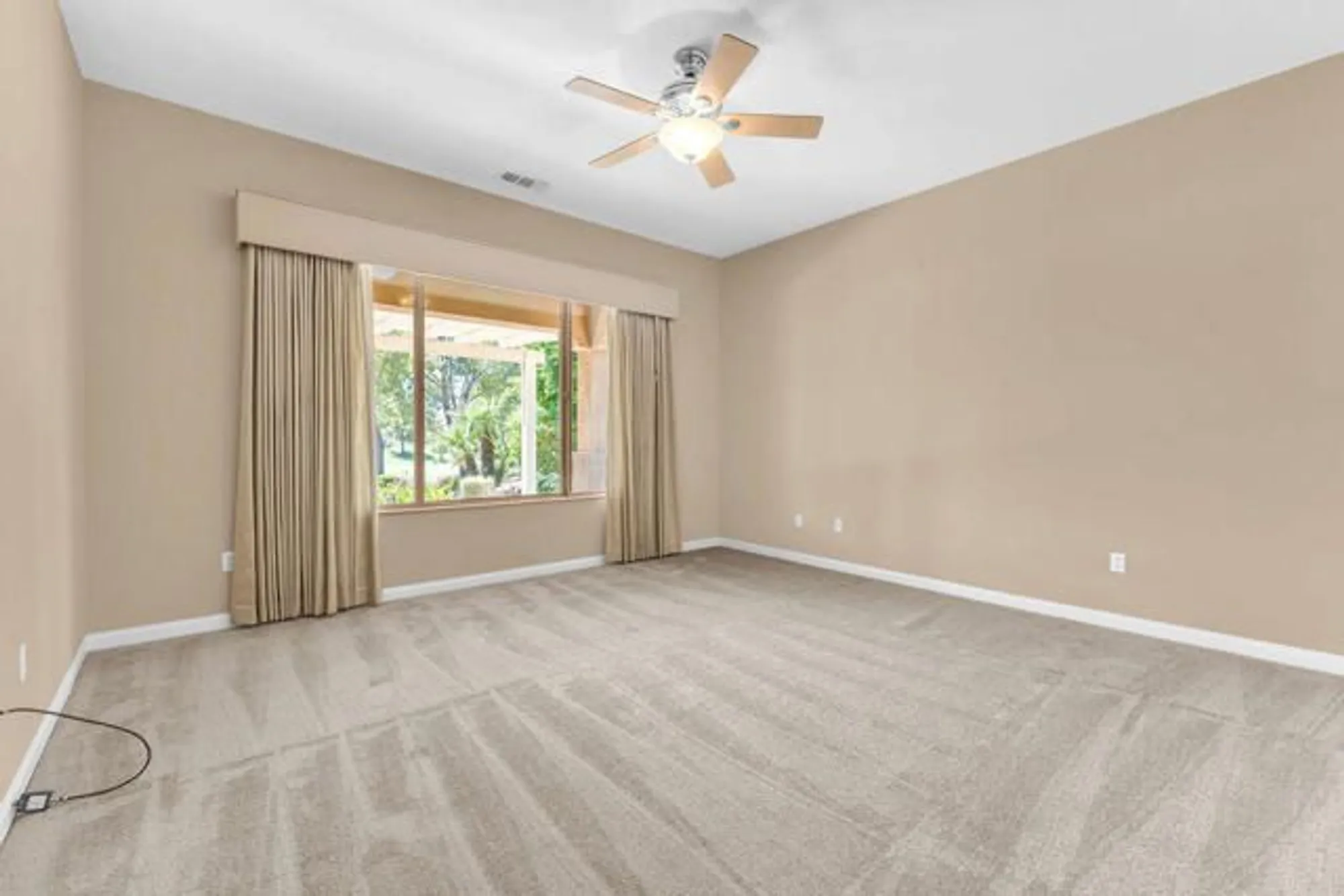 Property Slideshow image 19 of 47 | 81183 avenida tres lagunas, Indio, CA, 92203