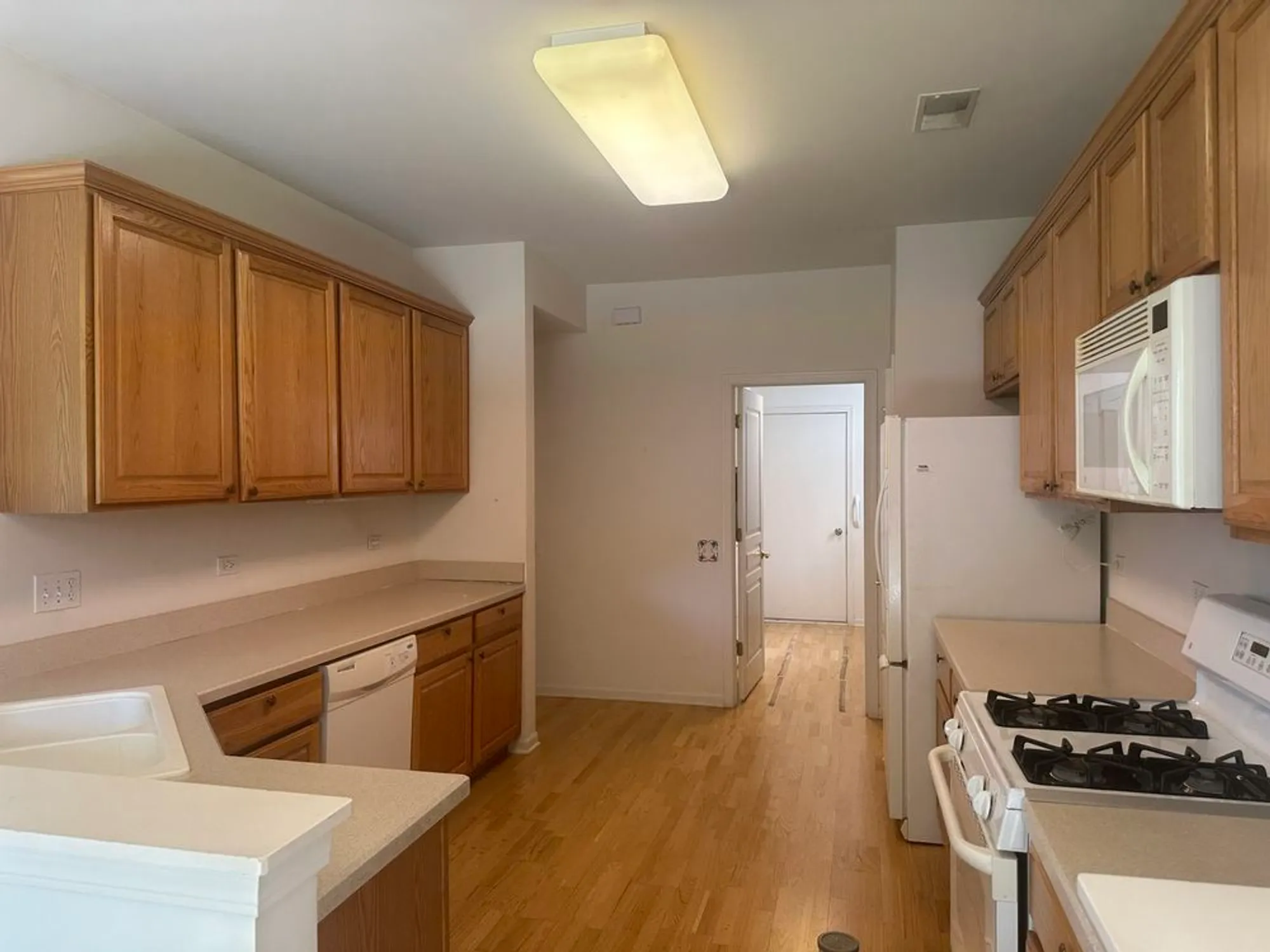 Property Slideshow image 6 of 16 | 13053 dearborn trl, Huntley, IL, 60142