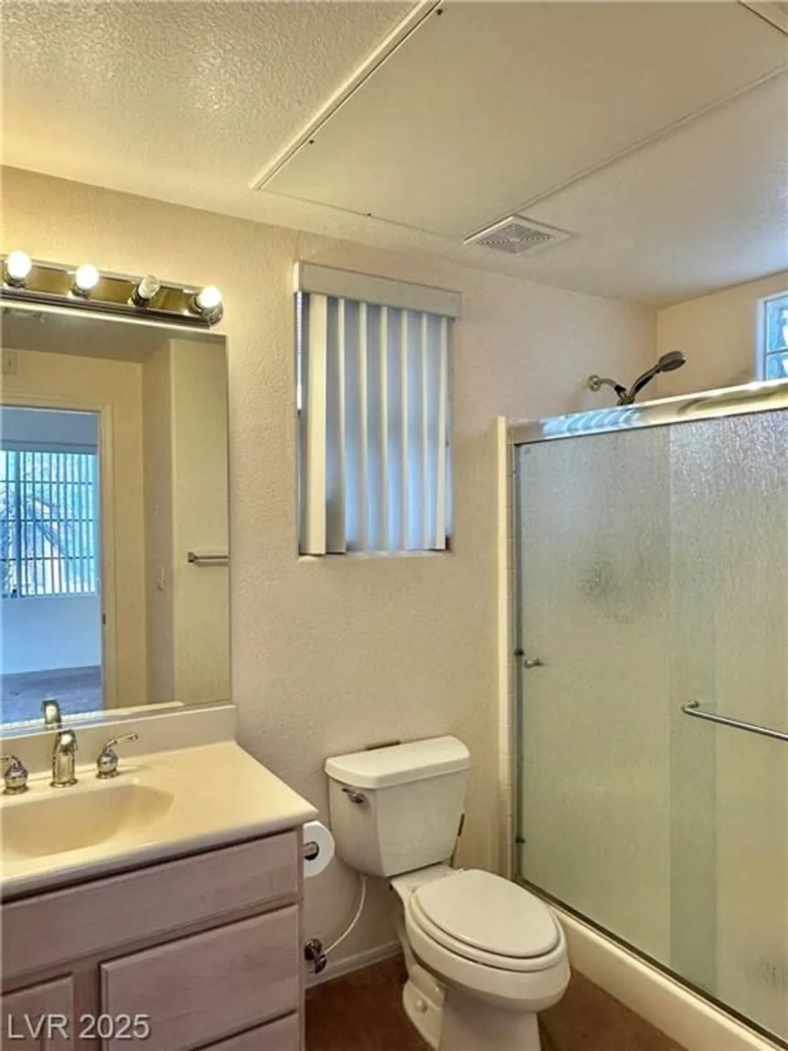 Property Slideshow image 35 of 40 | 2138 grand traverse st, Henderson, NV, 89052