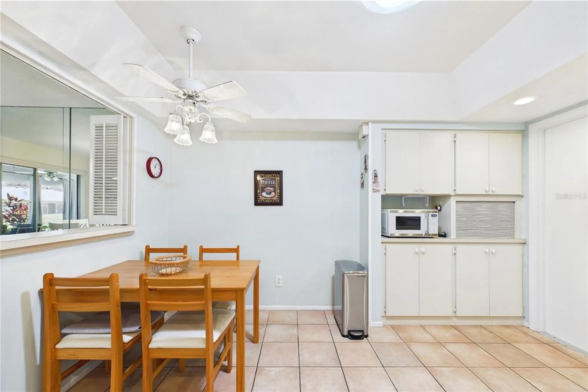 Property Slideshow image 16 of 64 | 6948 w country club dr, Sarasota, FL, 34243