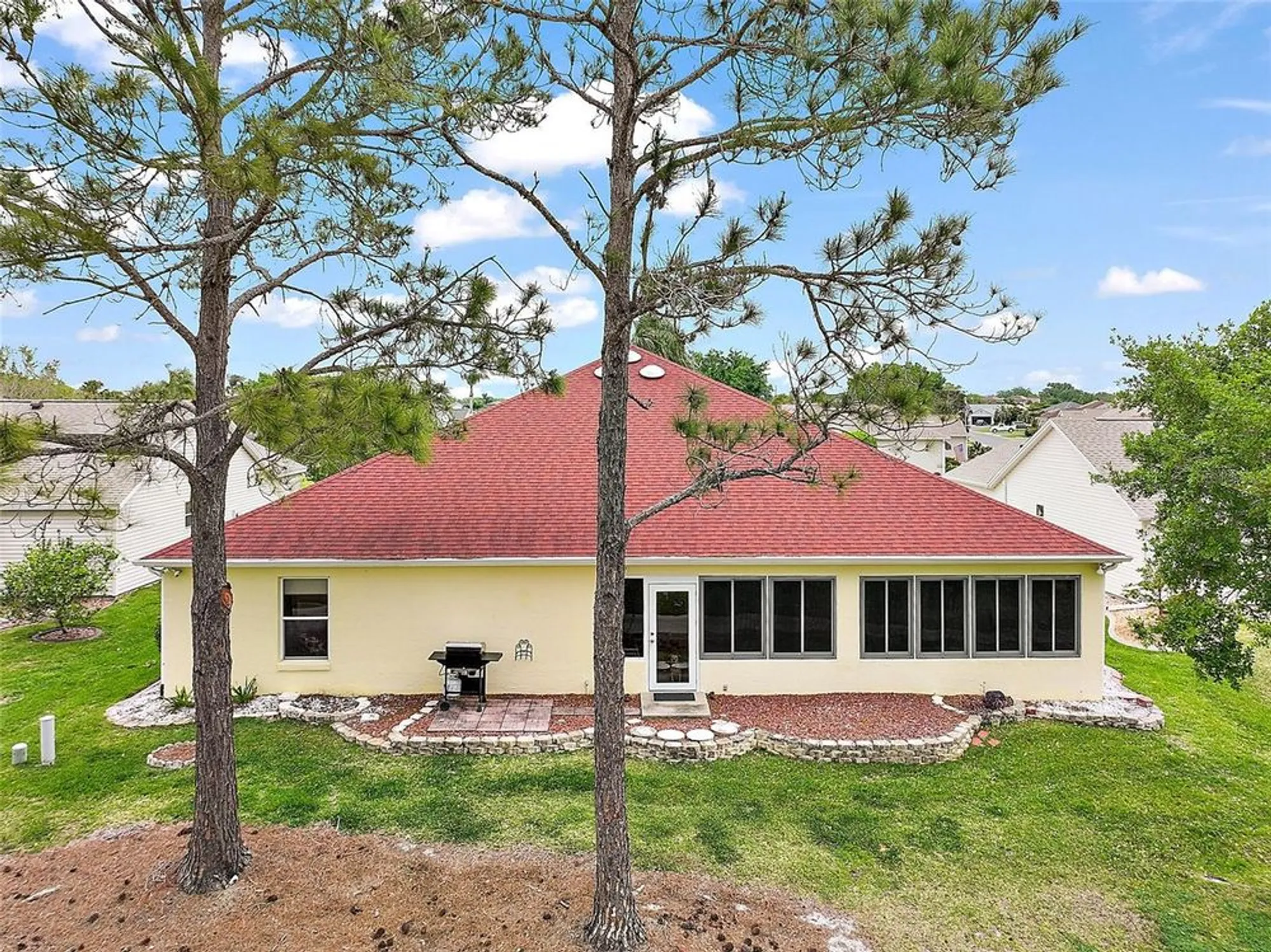 Property Slideshow image 32 of 38 | 1738 augustine dr, The Villages, FL, 32159