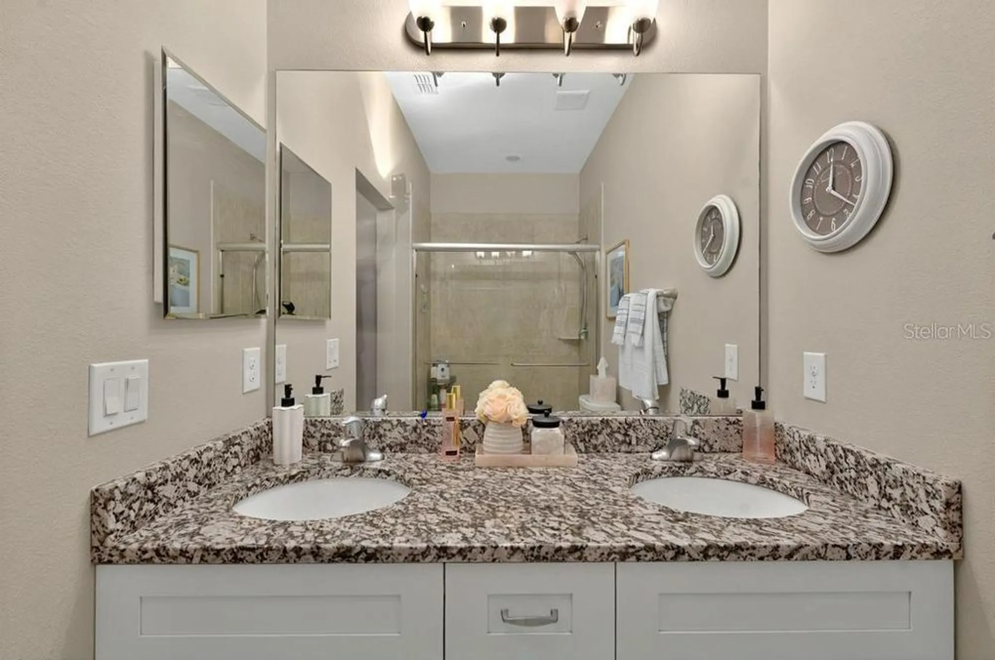 Property Slideshow image 33 of 38 | 27121 white plains way, Leesburg, FL, 34748