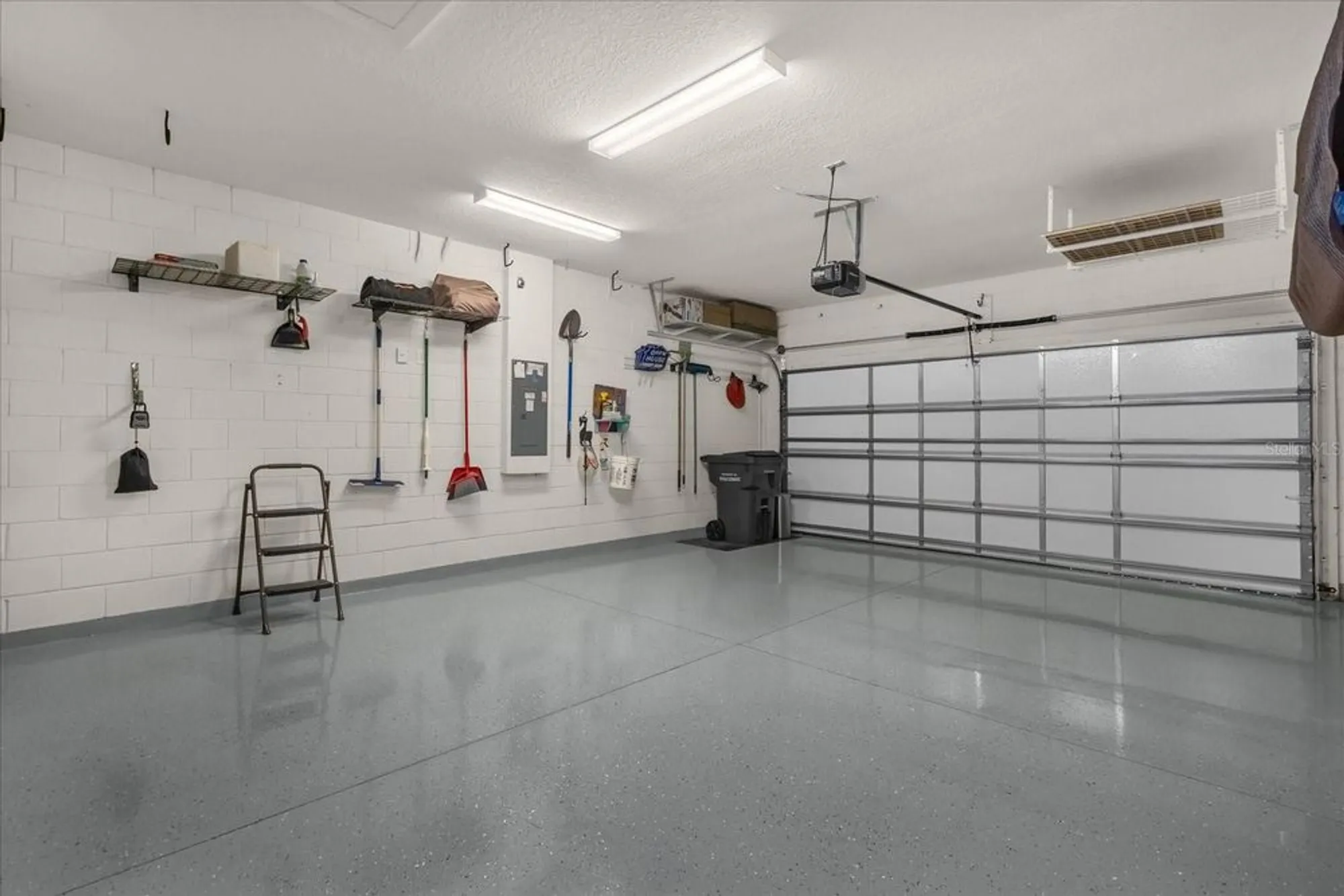 Property Slideshow image 12 of 26 | 251 tomelloso way, Davenport, FL, 33837