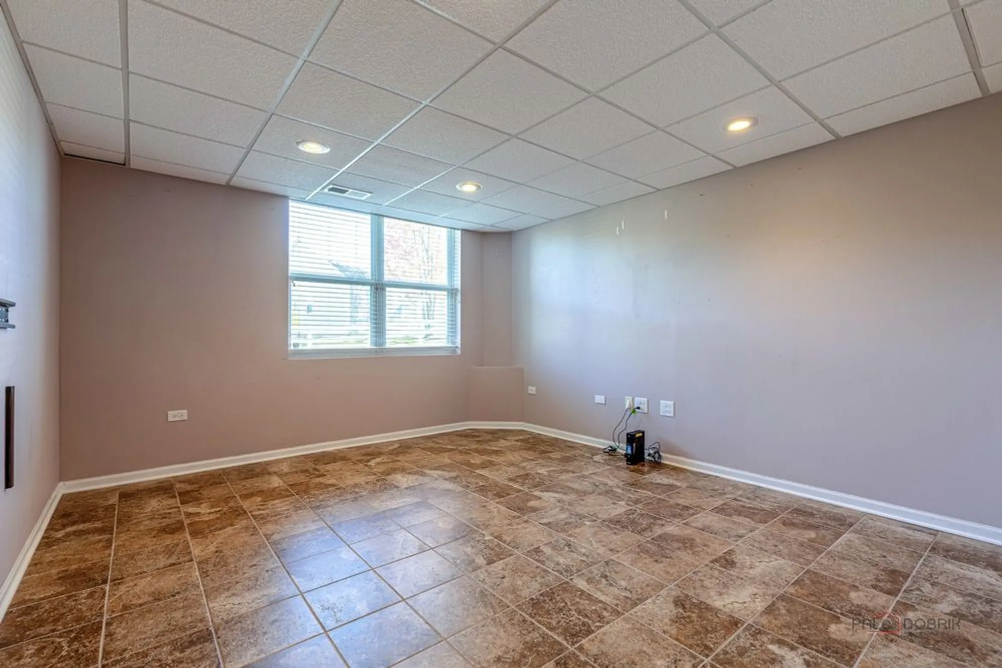 Property Slideshow image 28 of 39 | 3768 canton cir, Mundelein, IL, 60060