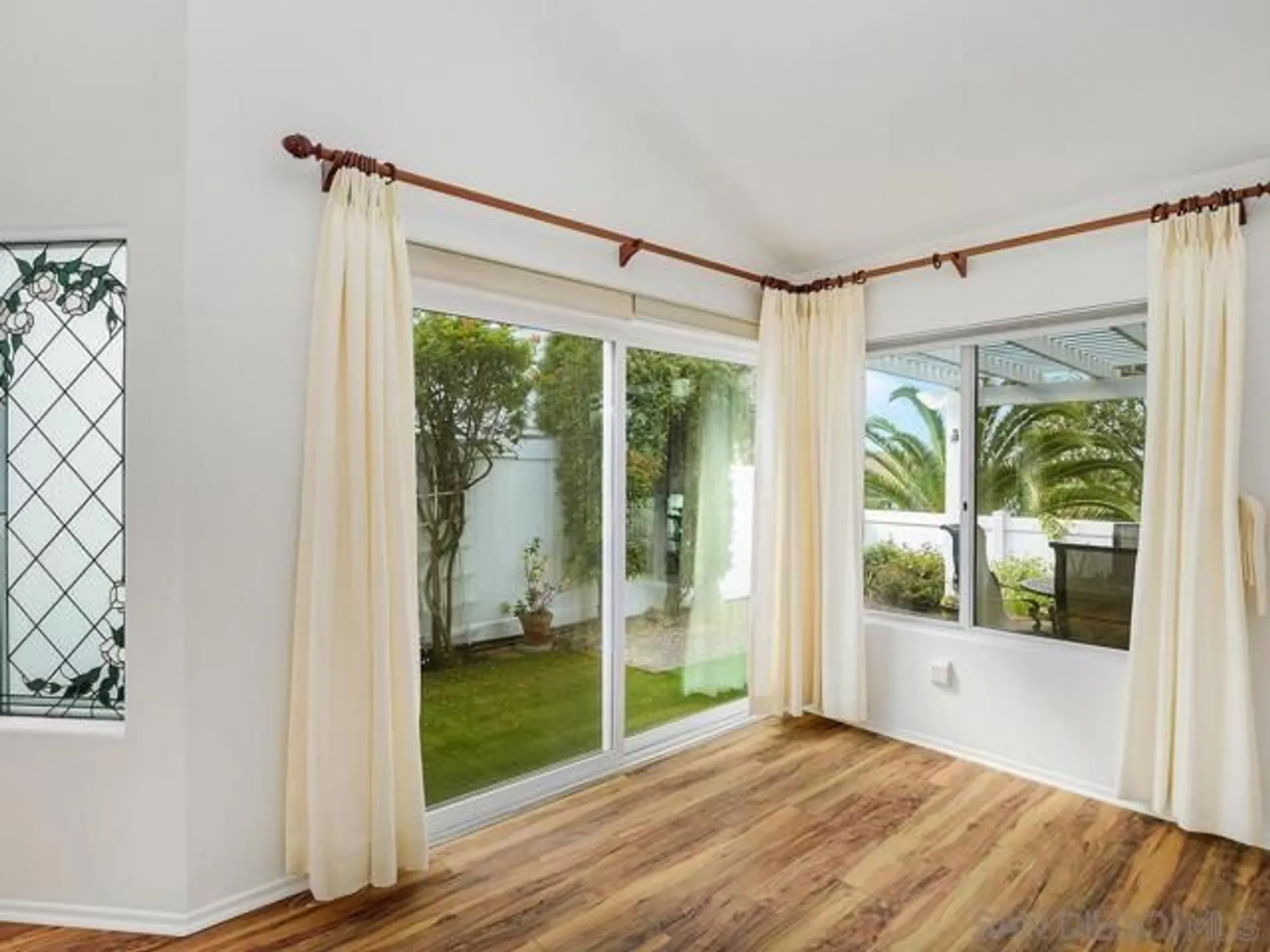 Property Slideshow image 8 of 32 | 4671 barcelona way, Oceanside, CA, 92056