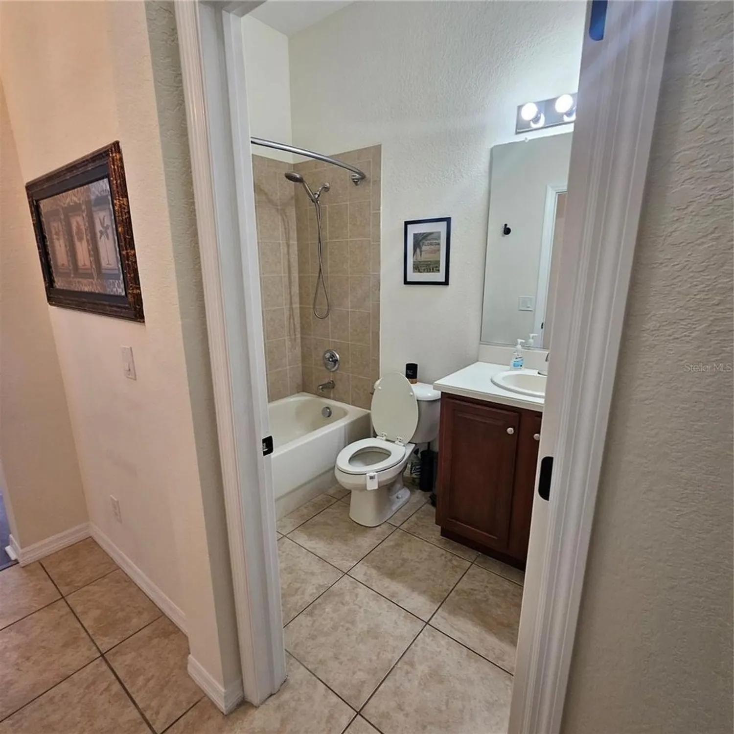 Property Slideshow image 26 of 44 | 920 regal manor way, Sun City Center, FL, 33573