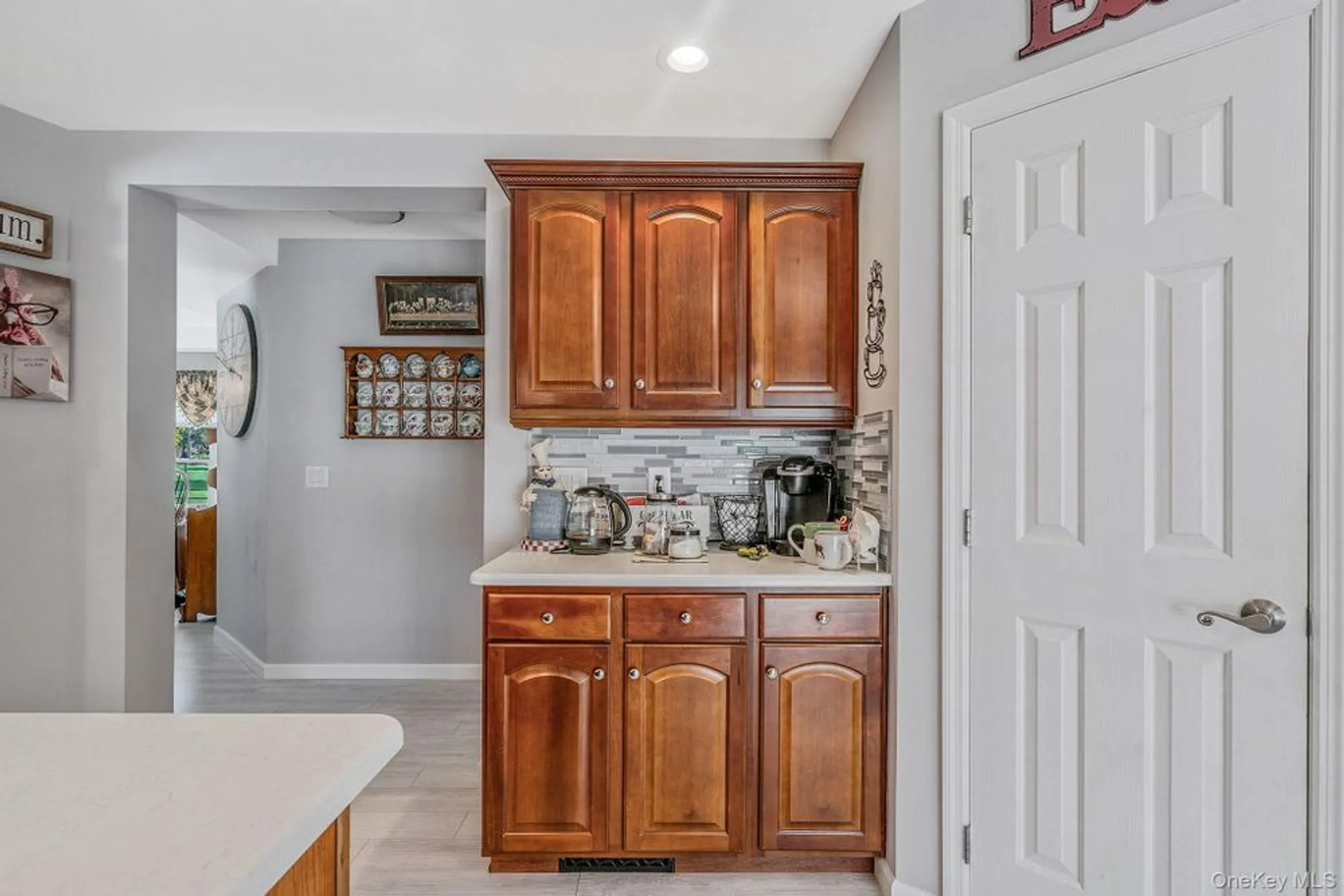 Property Slideshow image 23 of 48 | 1407 middle rd unit 258, Calverton, NY, 11933