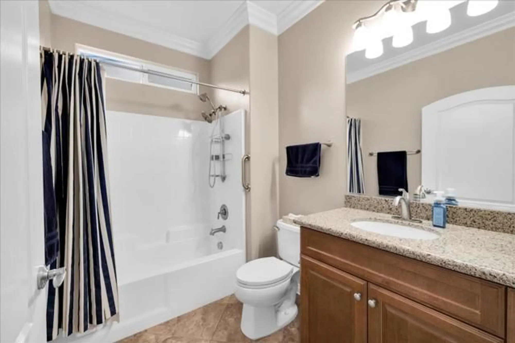 Property Slideshow image 23 of 58 | 3839 blue sky way, Palm Springs, CA, 92262