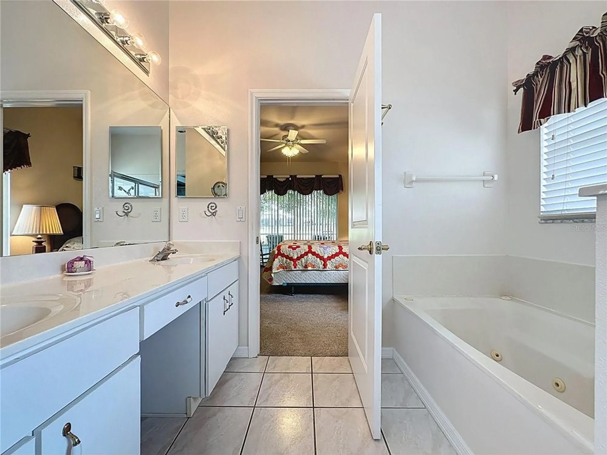 Property Slideshow image 23 of 69 | 3907 allamanda ct, Clermont, FL, 34711