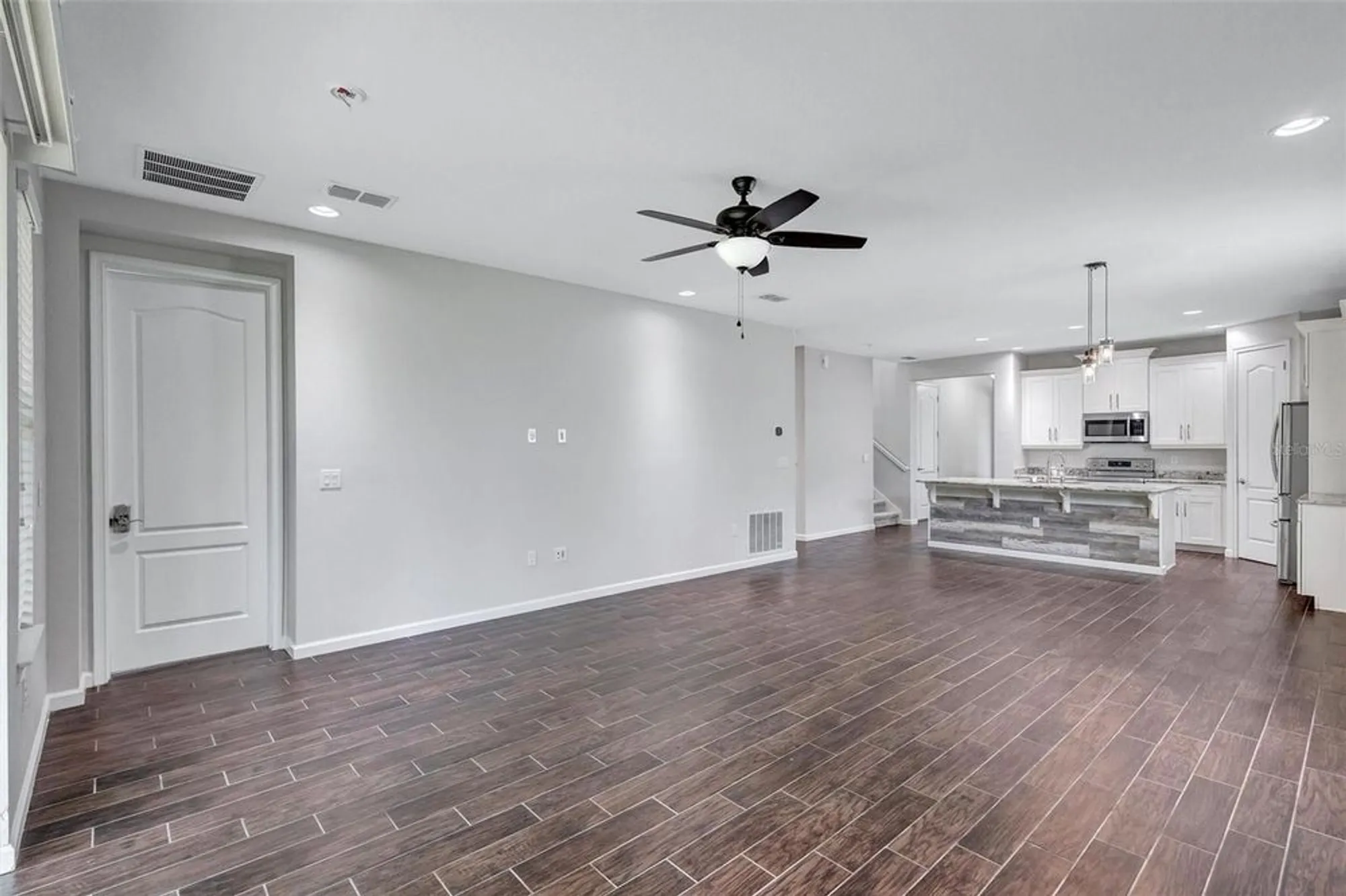 Property Slideshow image 14 of 55 | 5221 horizon cv, Bradenton, FL, 34211