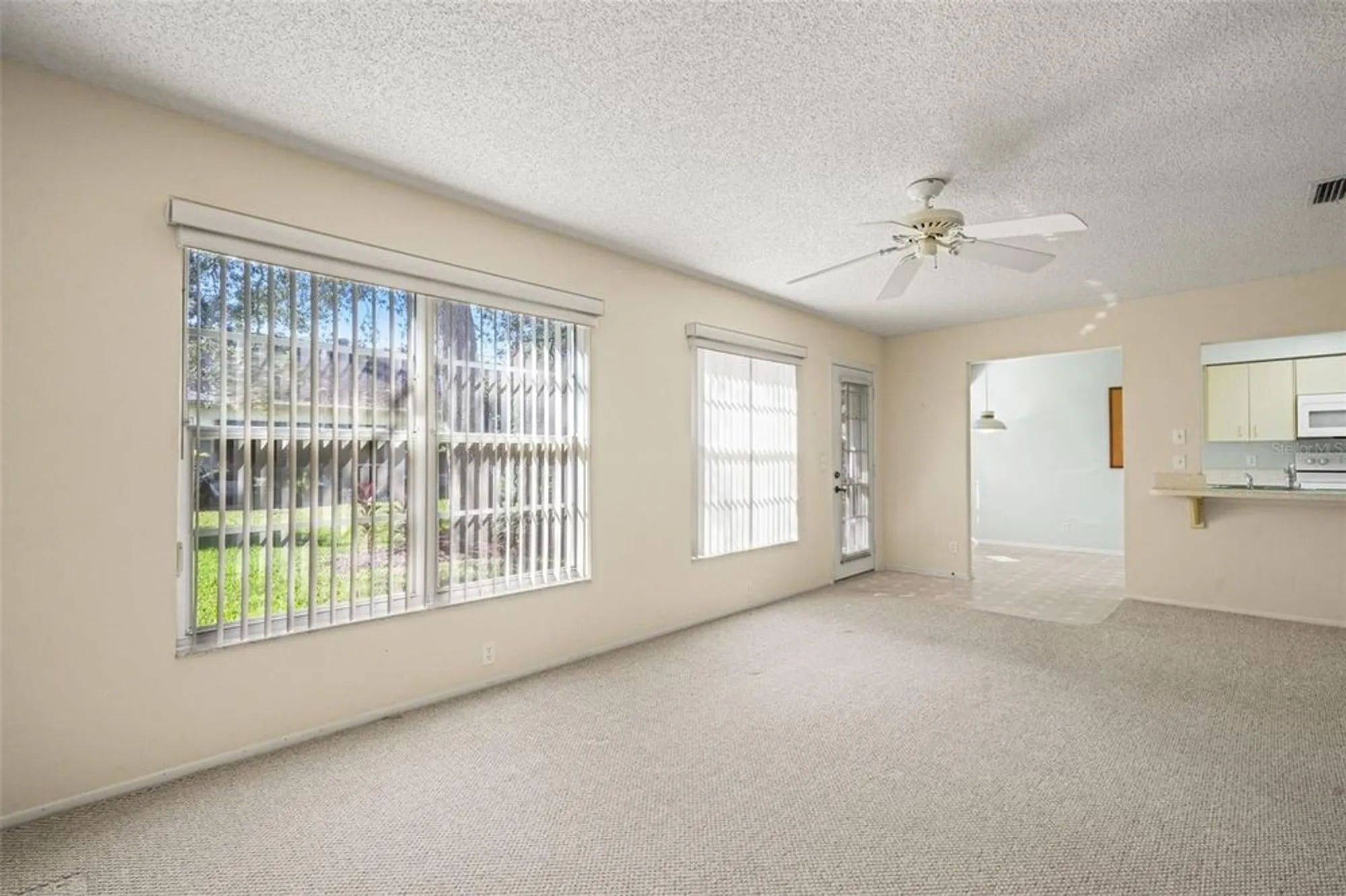 Property Slideshow image 13 of 62 | 3108 appleblossom trl, Spring Hill, FL, 34606