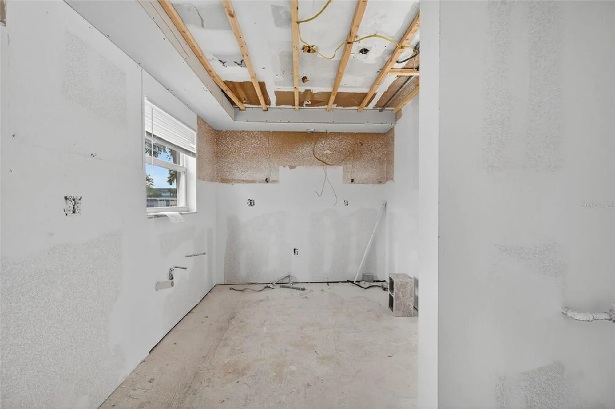 Property Slideshow image 10 of 44 | 2 causeway blvd 101, Dunedin, FL, 34698