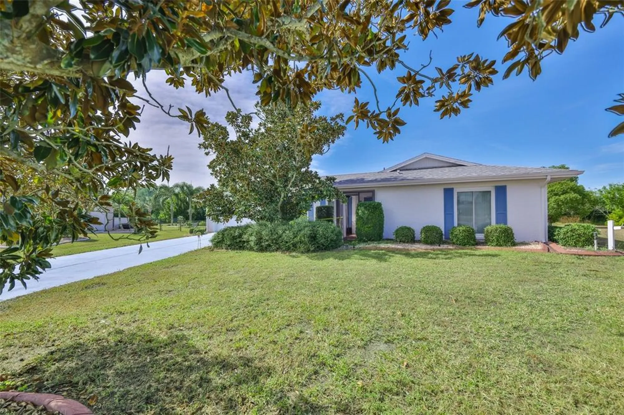 Property Slideshow image 6 of 46 | 1807 pineapple palm ct, Sun City Center, FL, 33573