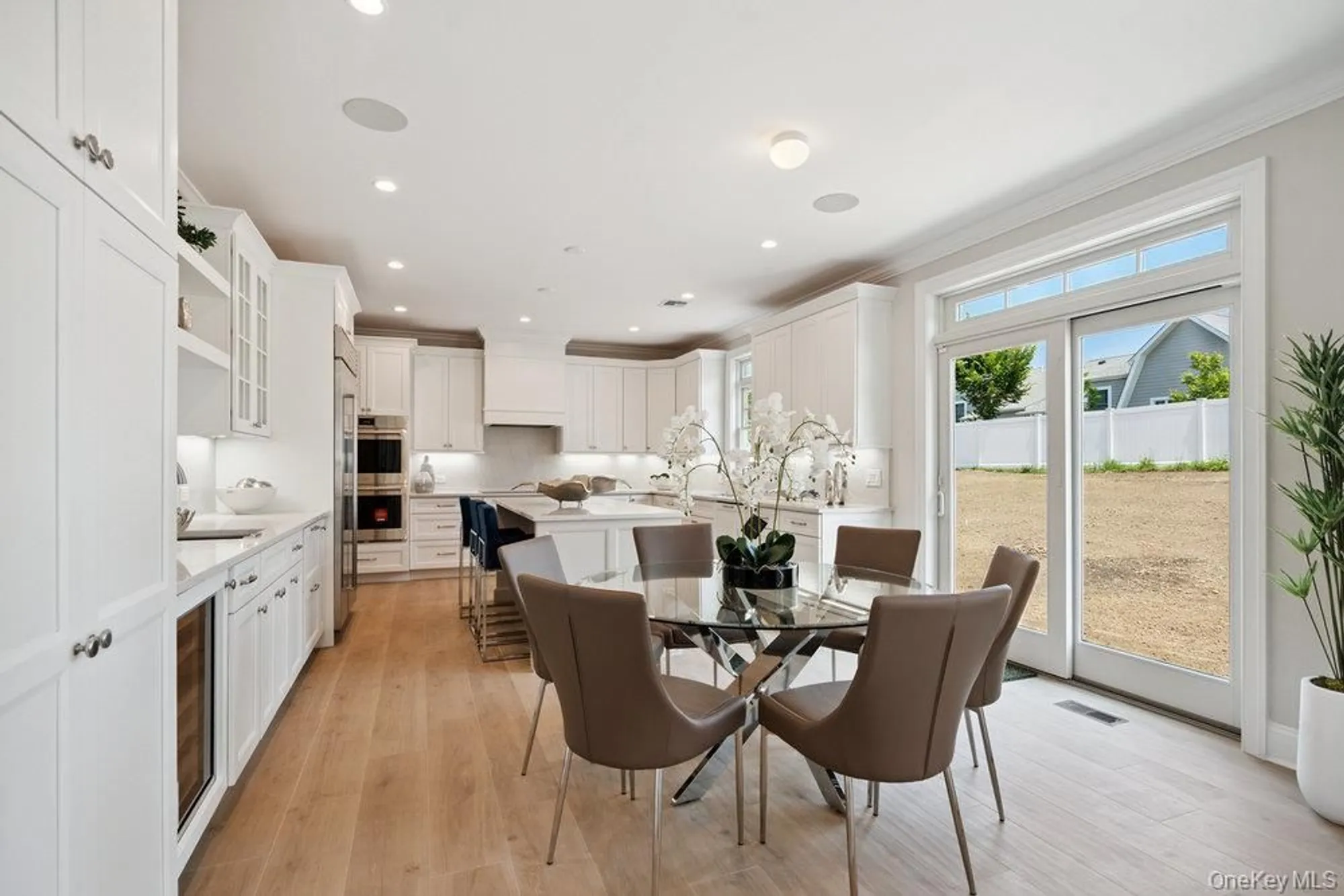 Property Slideshow image 13 of 46 | 46 plainview rd, Woodbury, NY, 11797