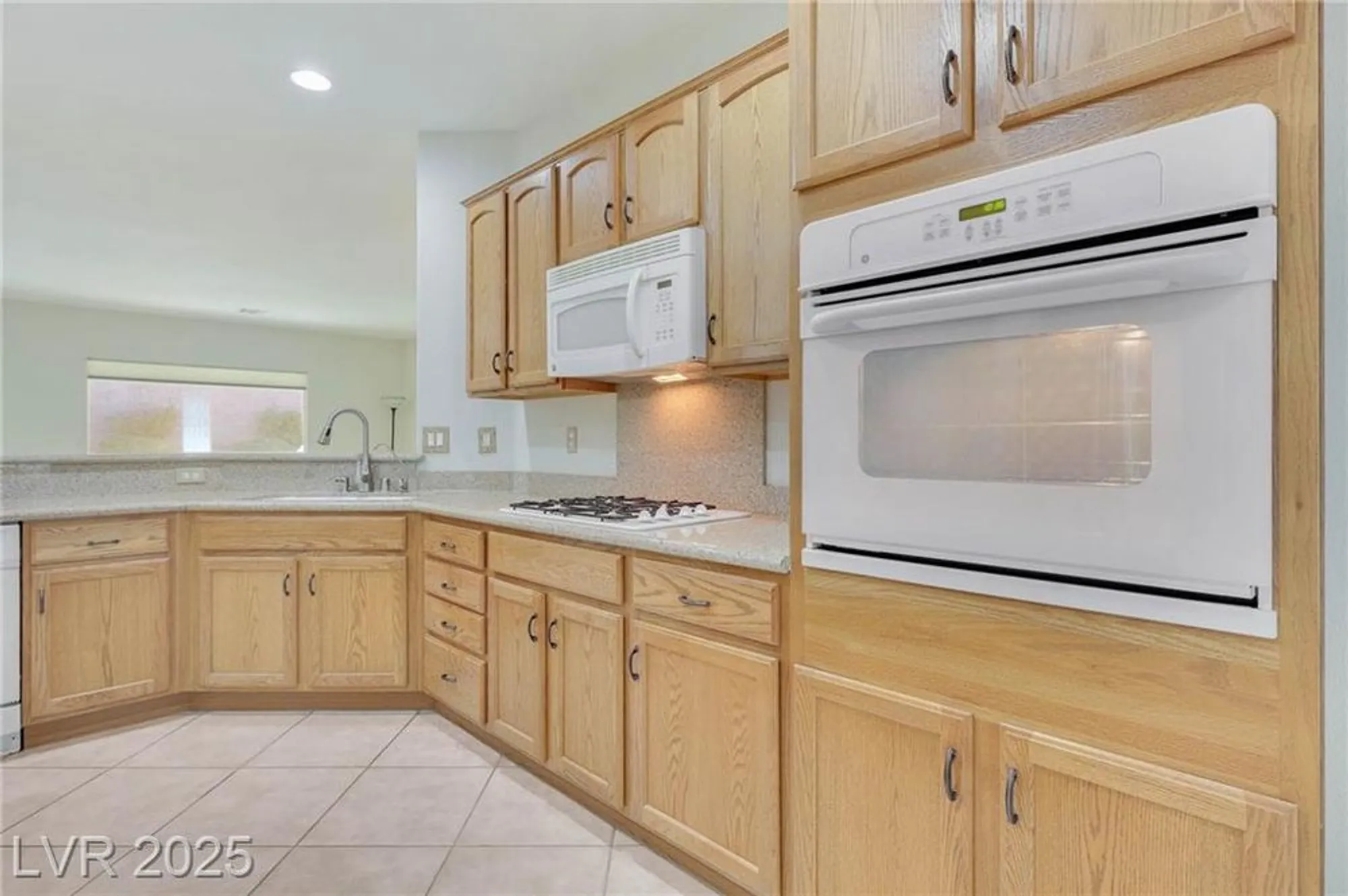 Property Slideshow image 7 of 31 | 2313 janesville ln, Henderson, NV, 89044