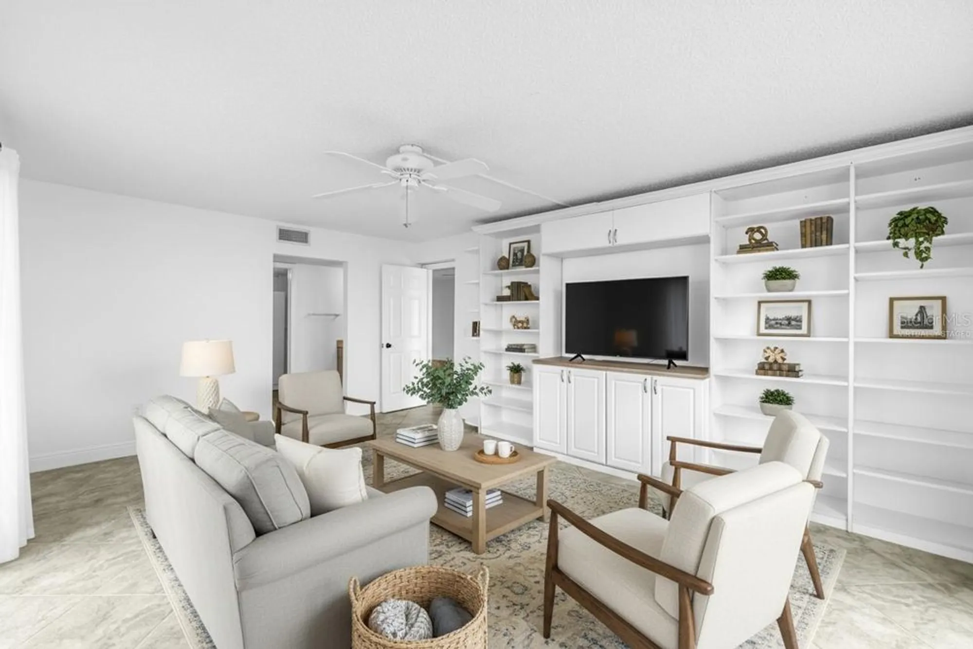 Property Slideshow image 10 of 44 | 7700 sun island dr 401, South Pasadena, FL, 33707