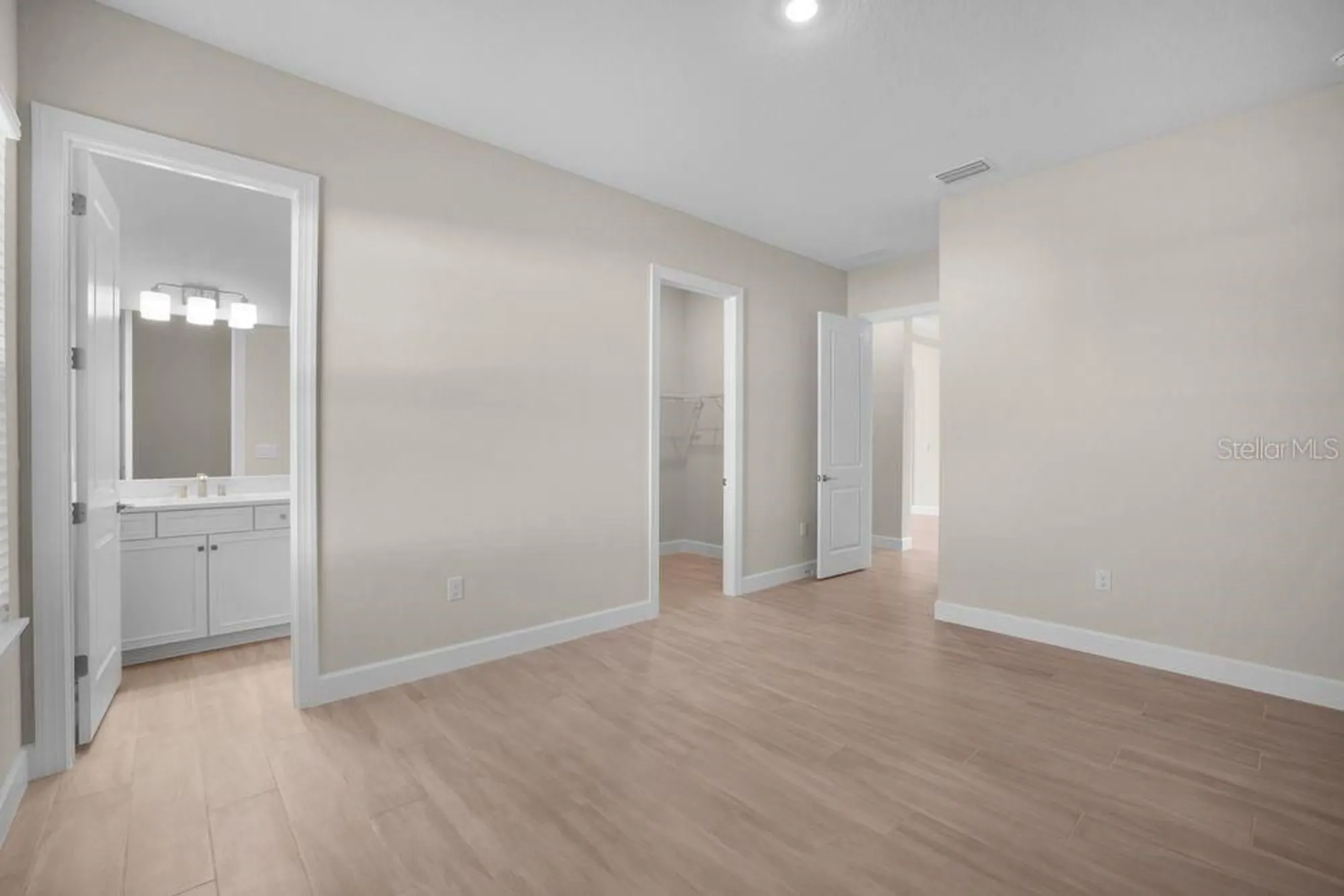 Property Slideshow image 24 of 70 | 14911 contenta loop, Bradenton, FL, 34211