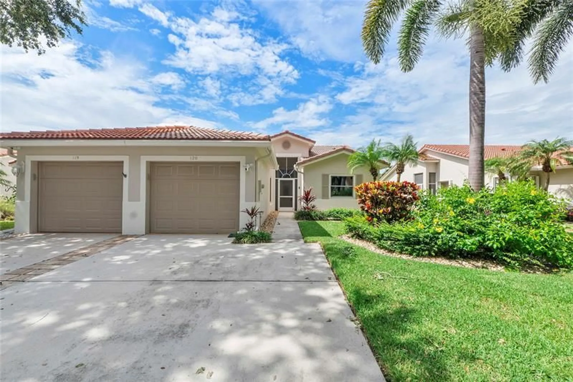 Property Slideshow image 2 of 43 | 120 sausalito dr, Boynton Beach, FL, 33436