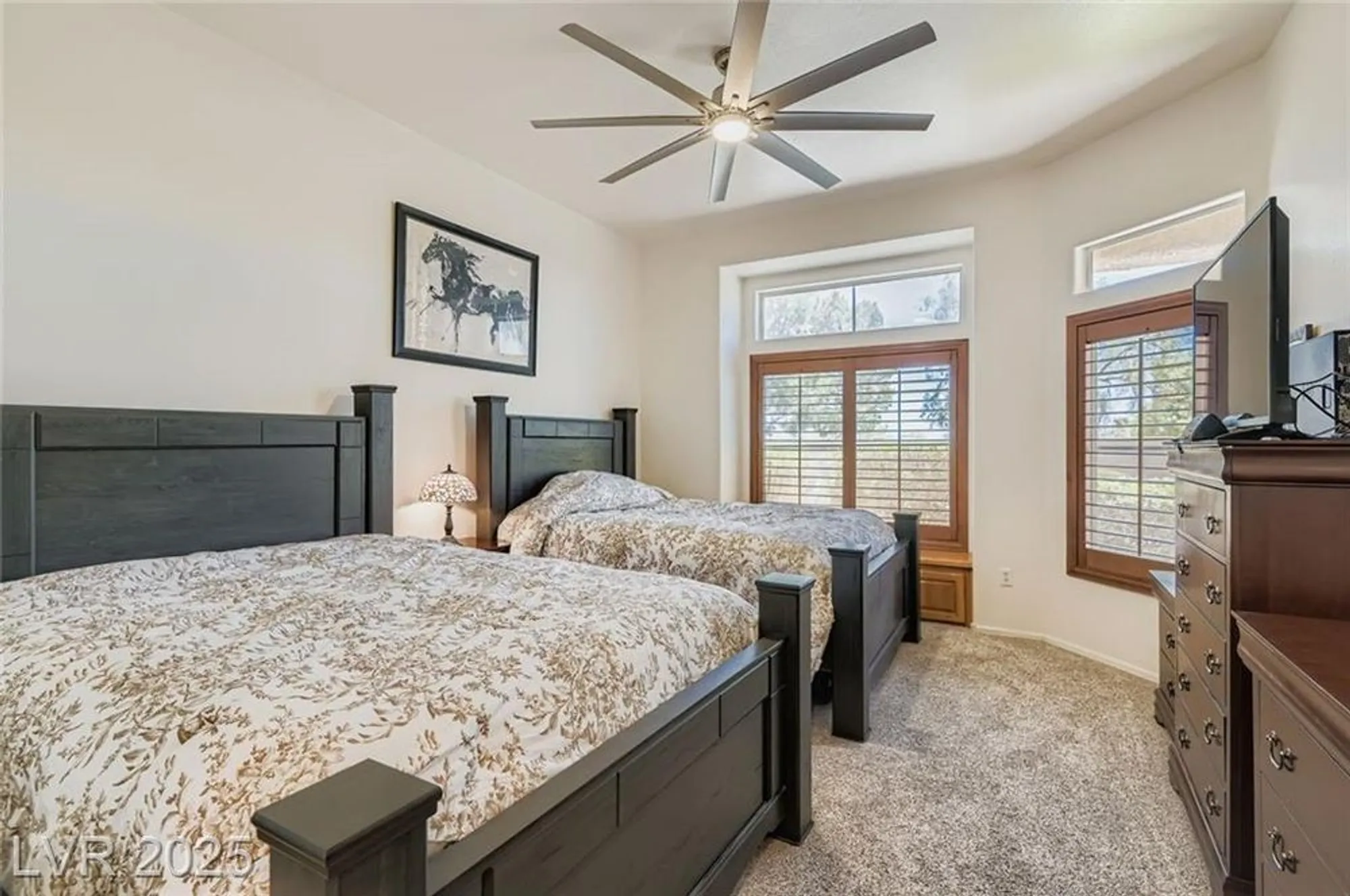 Property Slideshow image 16 of 38 | 9905 hemet dr, Las Vegas, NV, 89134