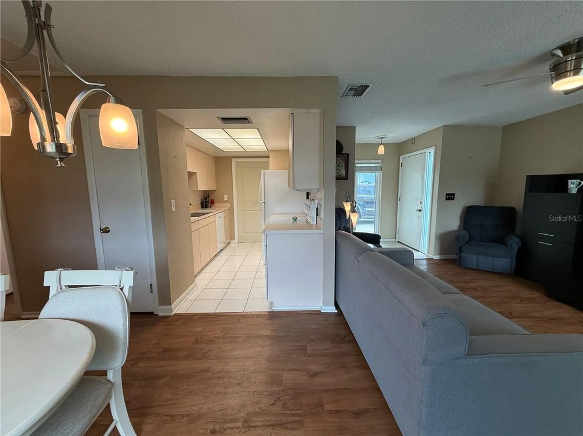 Property Slideshow image 16 of 51 | 2722 sherbrooke ln d, Palm Harbor, FL, 34684