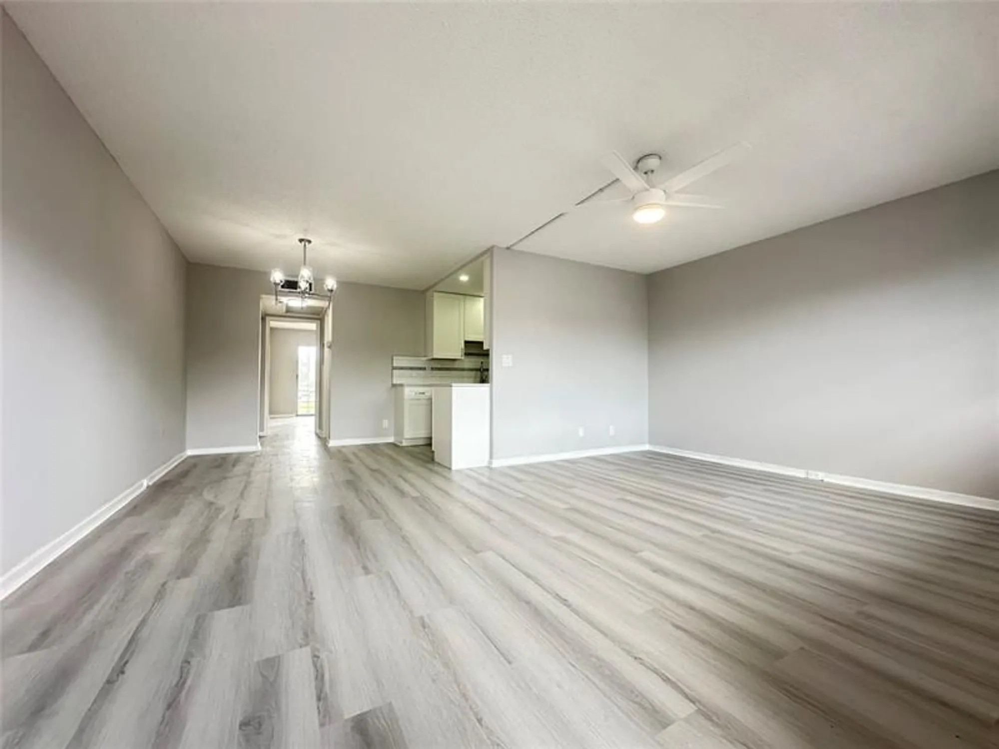 Property Slideshow image 10 of 66 | 2048 newport n # 2048, Deerfield Beach, FL, 33442