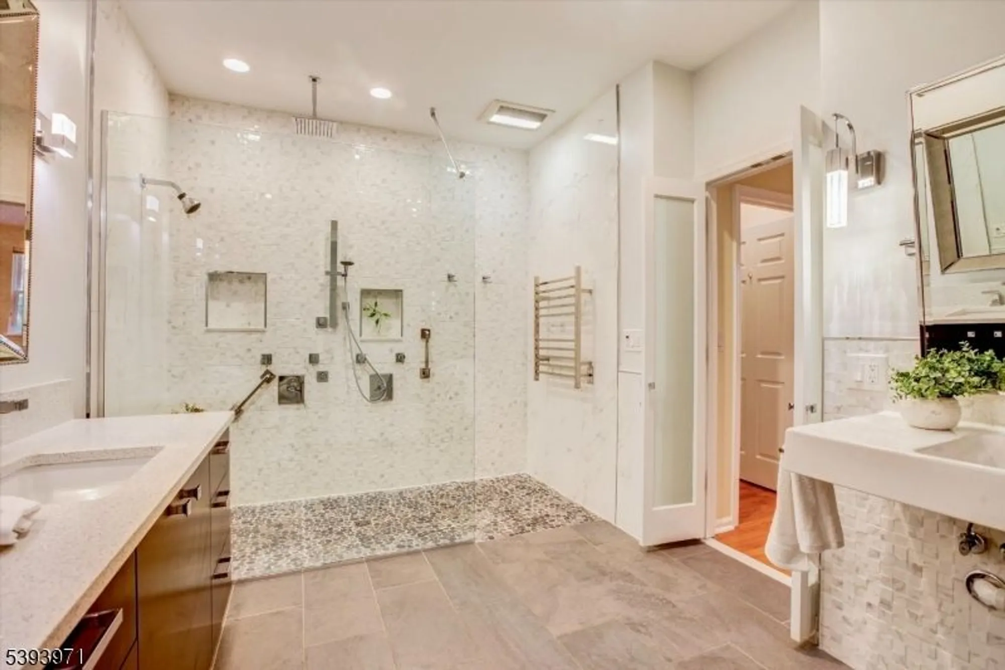 Property Slideshow image 13 of 29 | 13 fernwood ct, Whitehouse Station, NJ, 08889