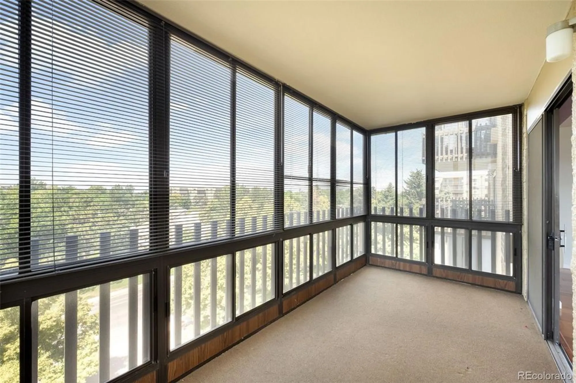 Property Slideshow image 4 of 26 | 14300 e marina dr 502, Aurora, CO, 80014