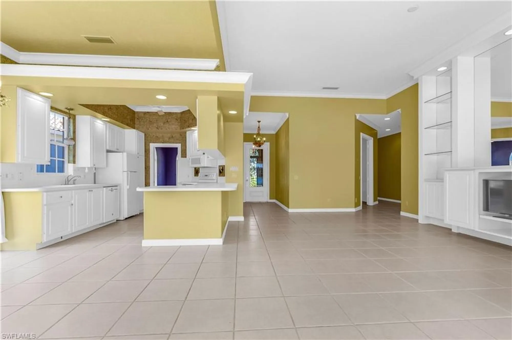 Property Slideshow image 13 of 49 | 3790 whidbey way, Naples, FL, 34119