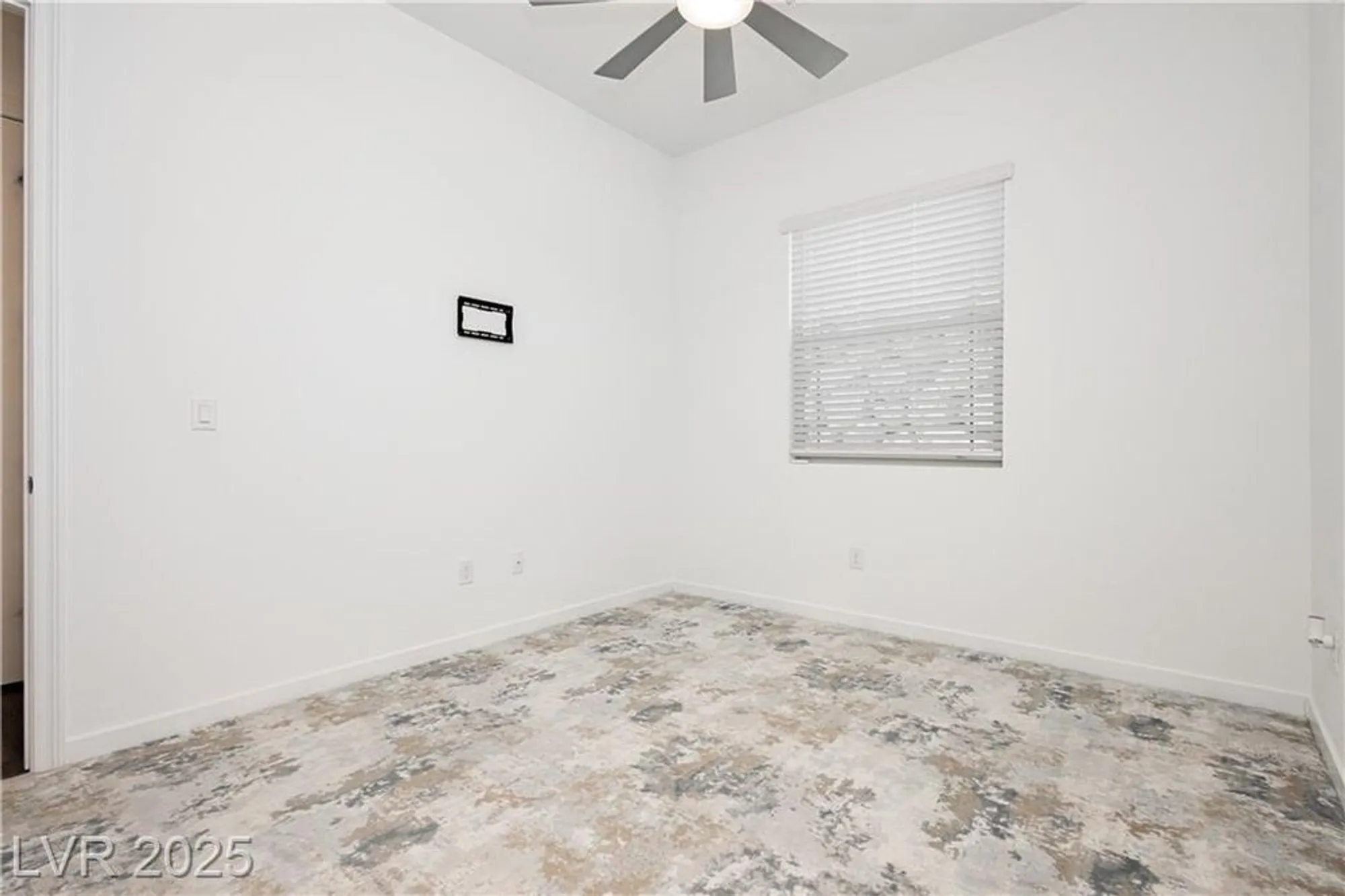 Property Slideshow image 18 of 45 | 901 allister fields ln, Las Vegas, NV, 89138