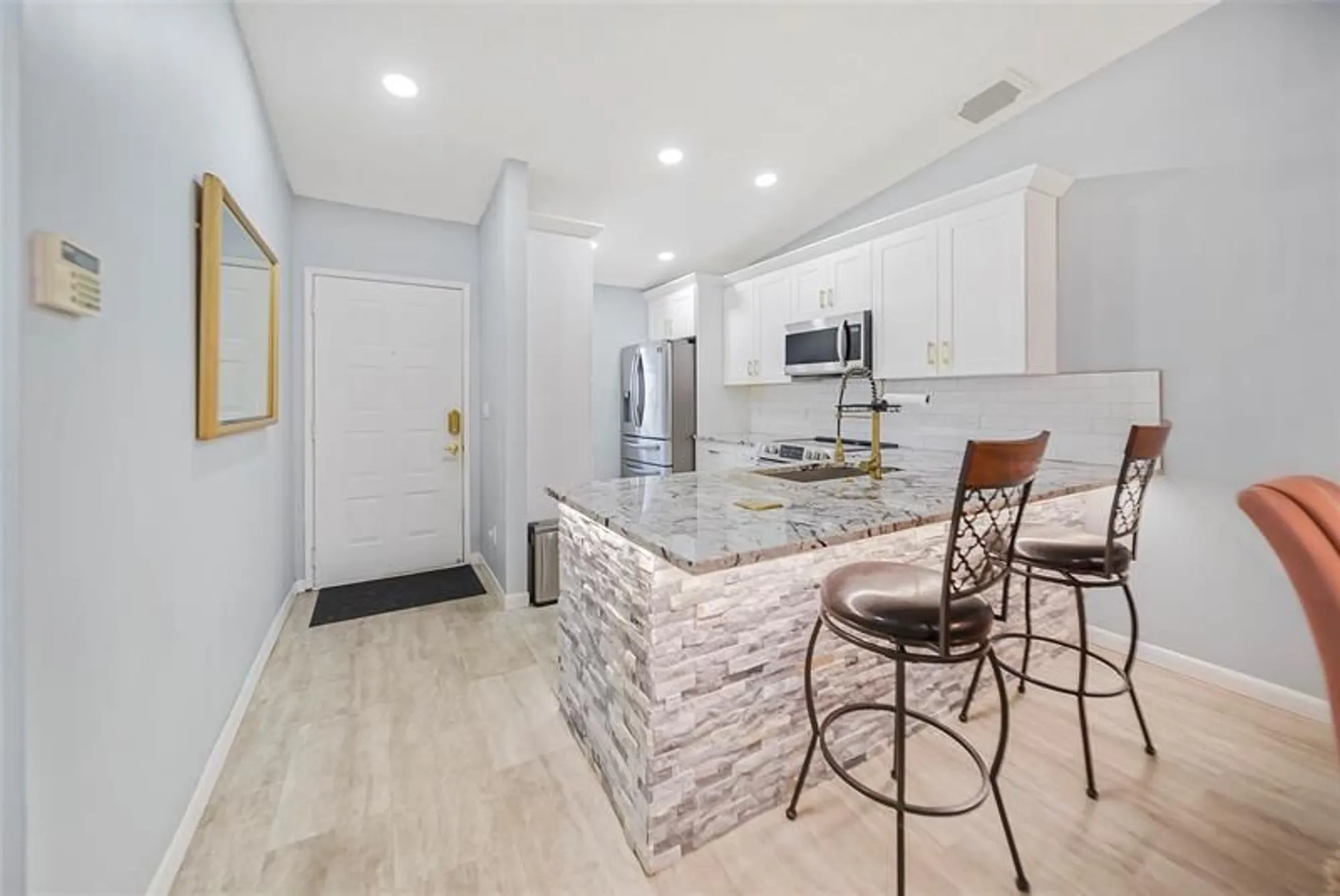 Property Slideshow image 3 of 34 | 18527 horizon ave b, Boca Raton, FL, 33496