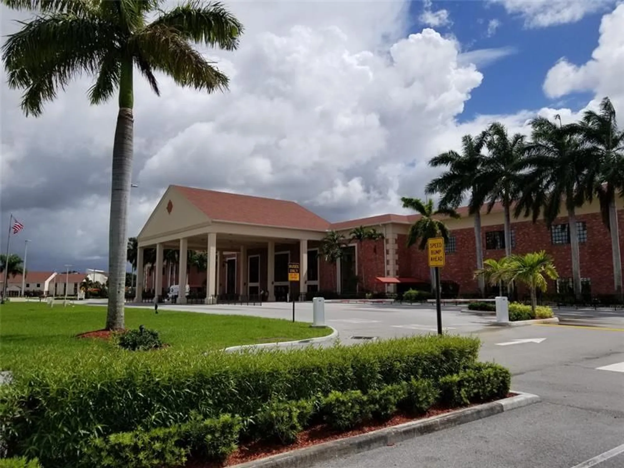 Property Slideshow image 1 of 25 | 4090 cornwall e # 4090, Boca Raton, FL, 33434