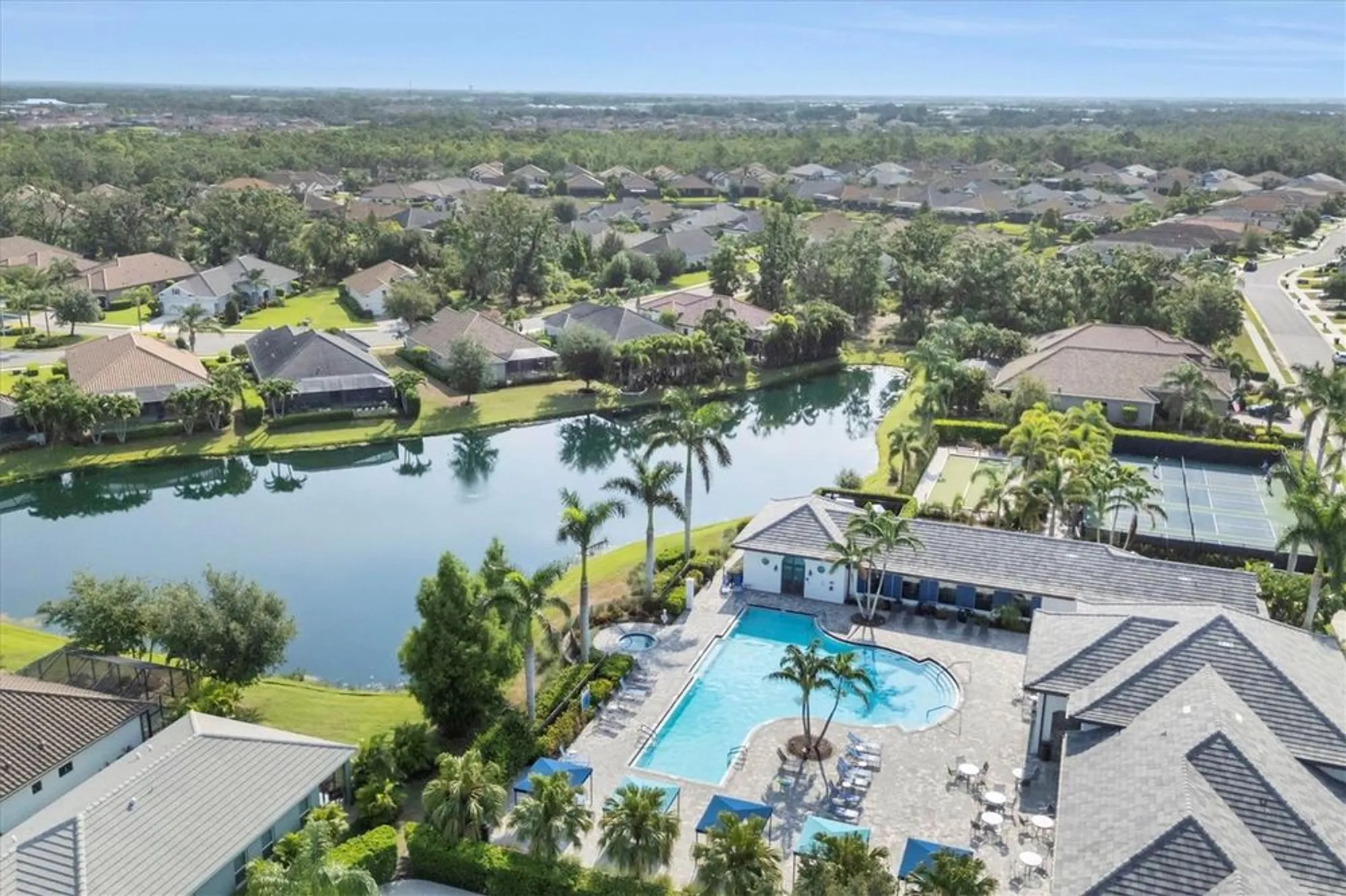 Property Slideshow image 76 of 83 | 4118 midnight blue run, Bradenton, FL, 34211