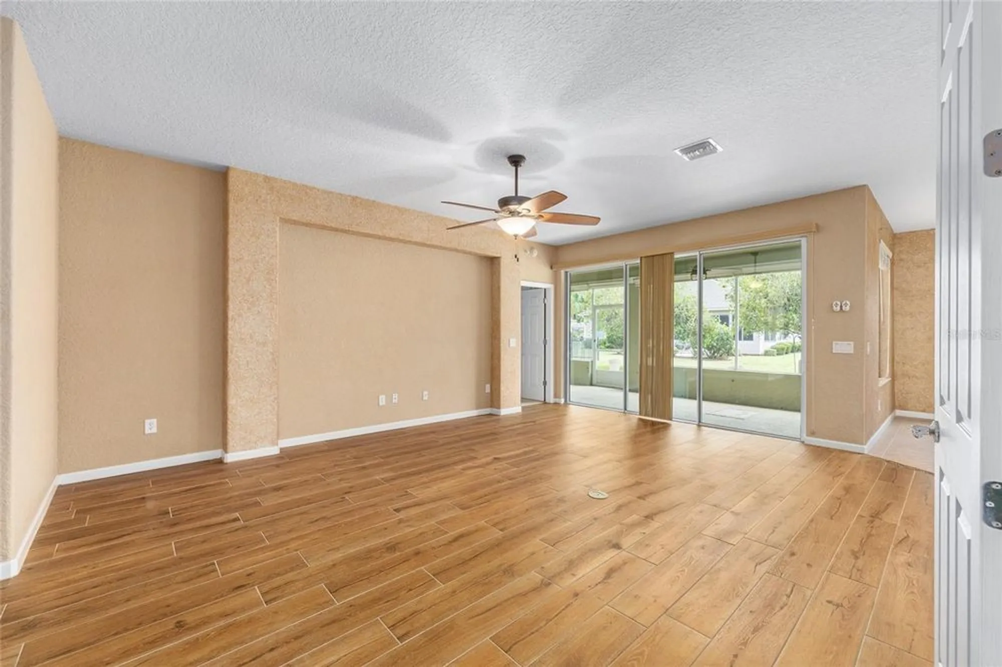 Property Slideshow image 11 of 64 | 6651 sw 93rd ct, Ocala, FL, 34481