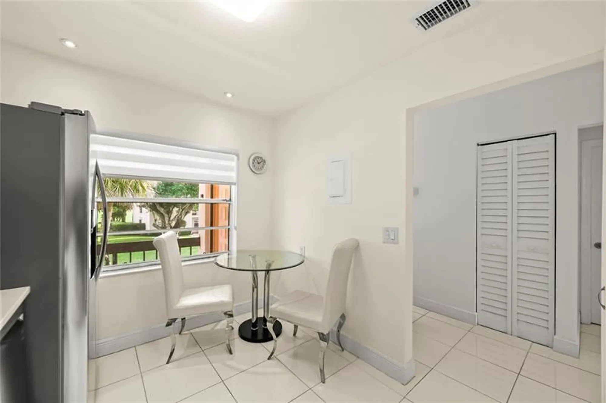 Property Slideshow image 24 of 26 | 21649 juego cir apt 4e, Boca Raton, FL, 33433