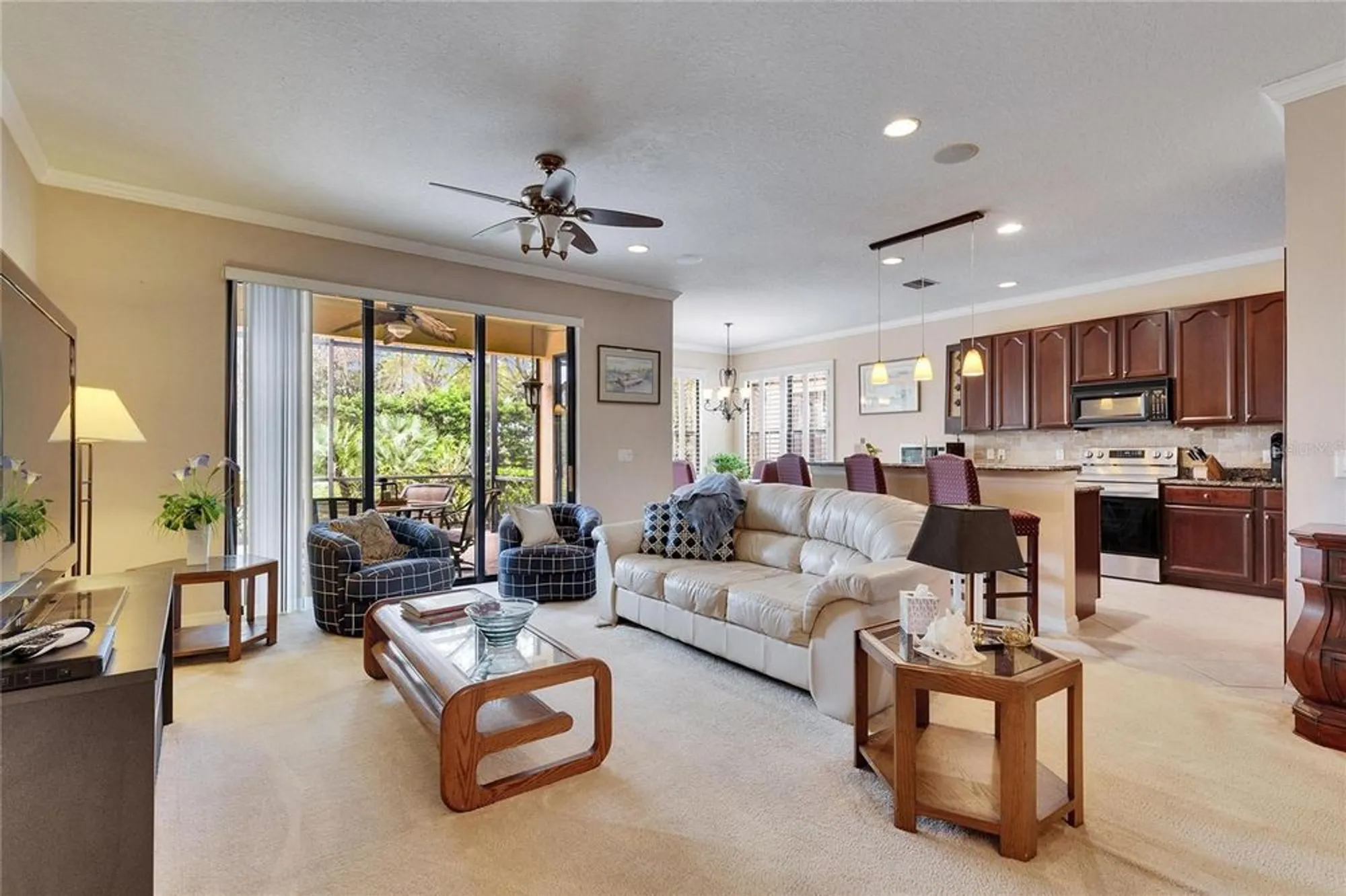 Property Slideshow image 24 of 97 | 144 silver falls dr, Apollo Beach, FL, 33572