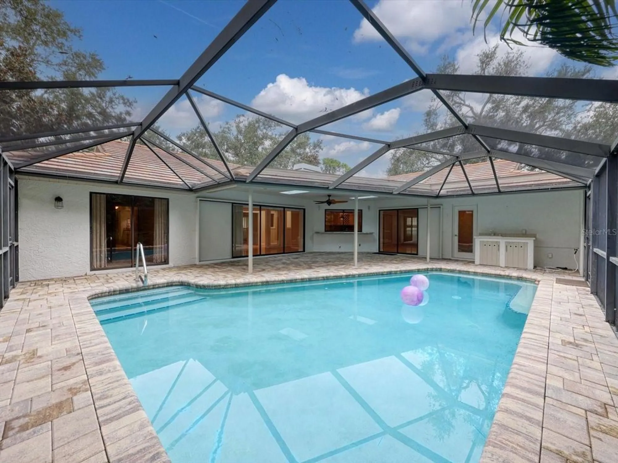 Property Slideshow image 5 of 46 | 1612 pine harrier cir, Sarasota, FL, 34231